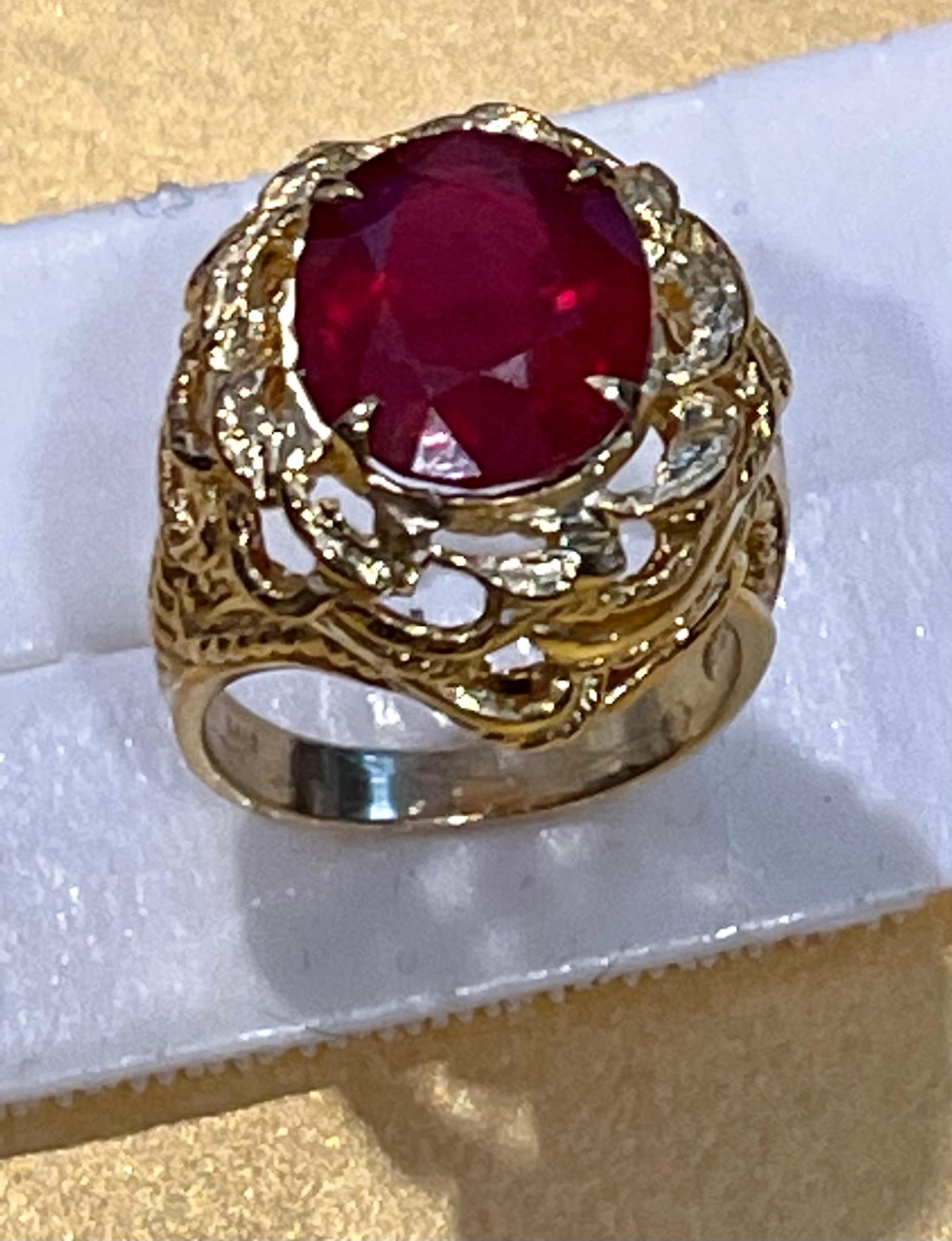5 Carat Treated Oval Ruby 14 Karat Yellow Gold Cocktail Ring For Sale 2