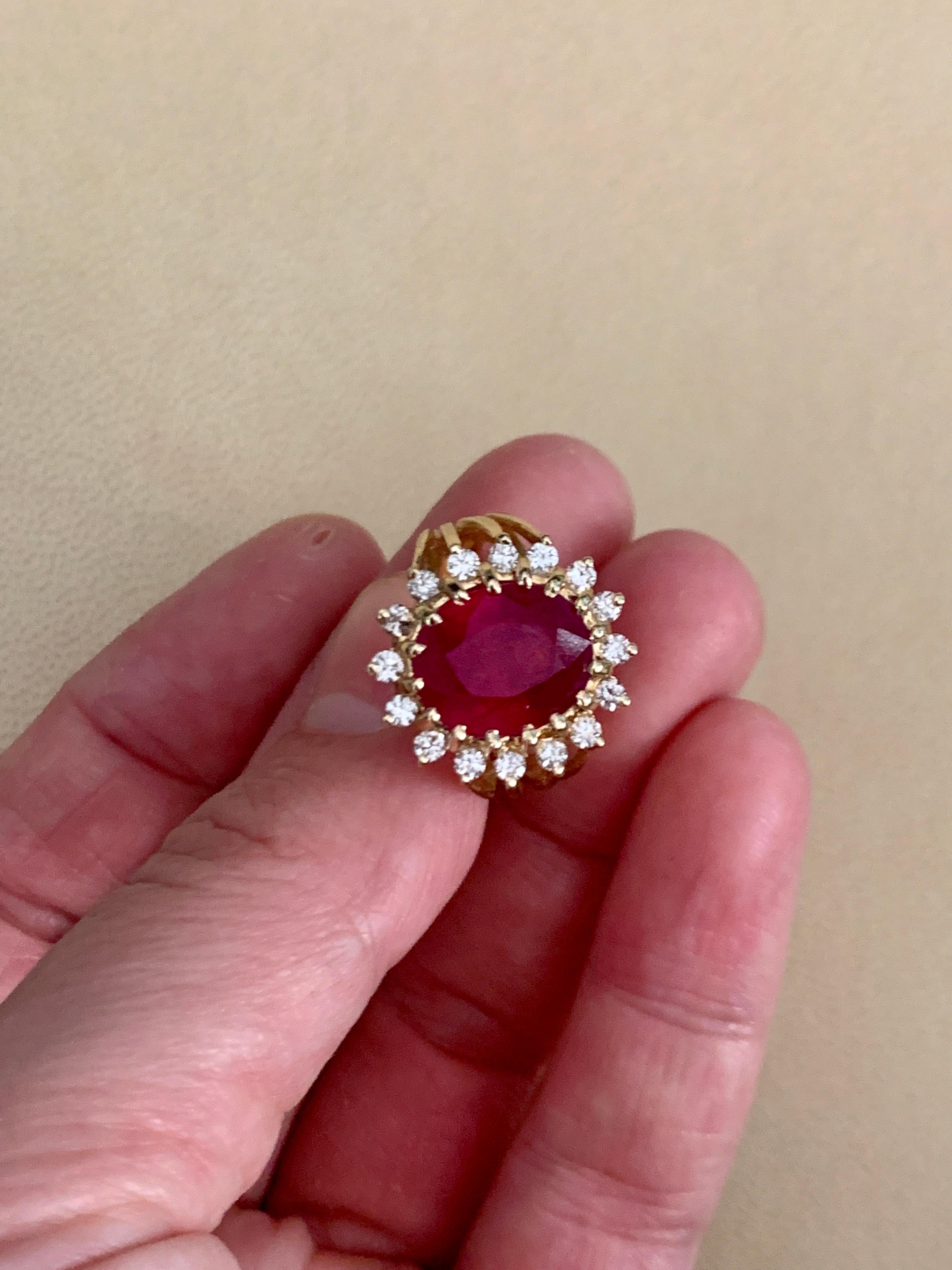 5 Carat Treated Ruby and Diamond 14 Karat Yellow Gold Cocktail Ring In Excellent Condition In New York, NY