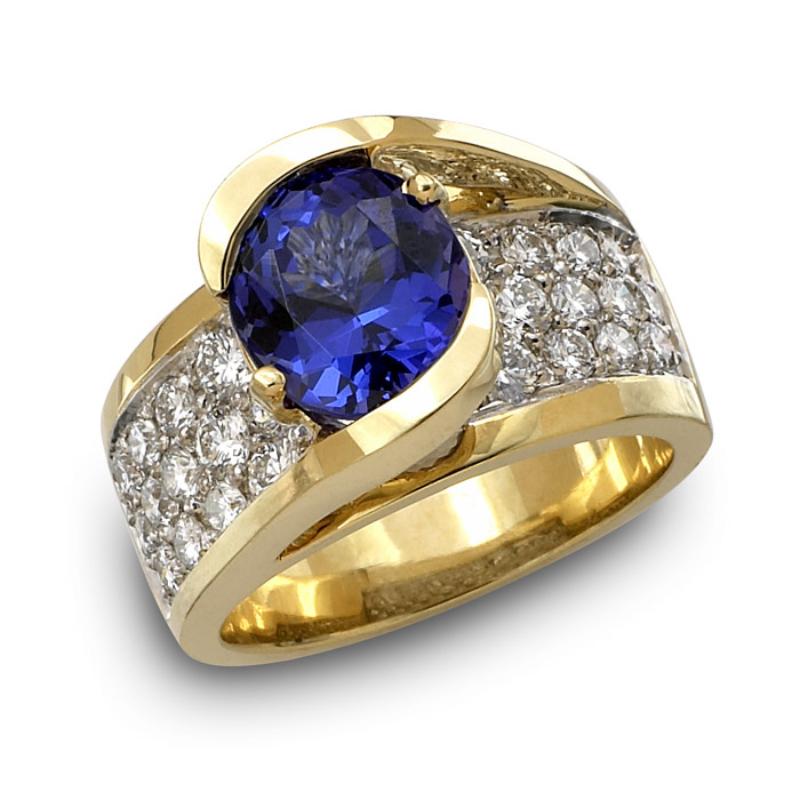 Round Cut 5 Carat Tw Tanzanite and Diamond Ring, 14 Karat Gold, Ben Dannie For Sale