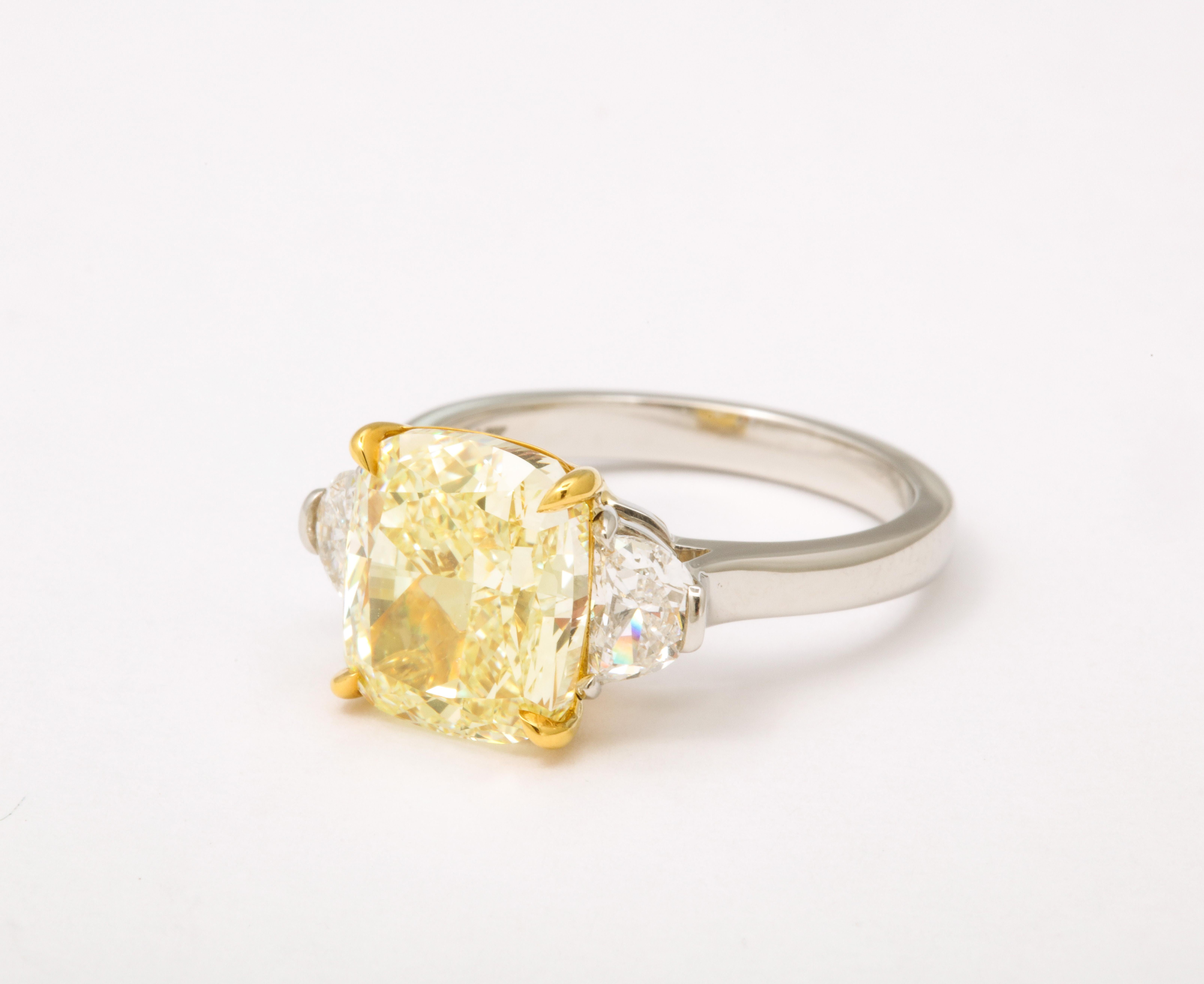 Women's 5 carat Yellow Diamond Ring  For Sale