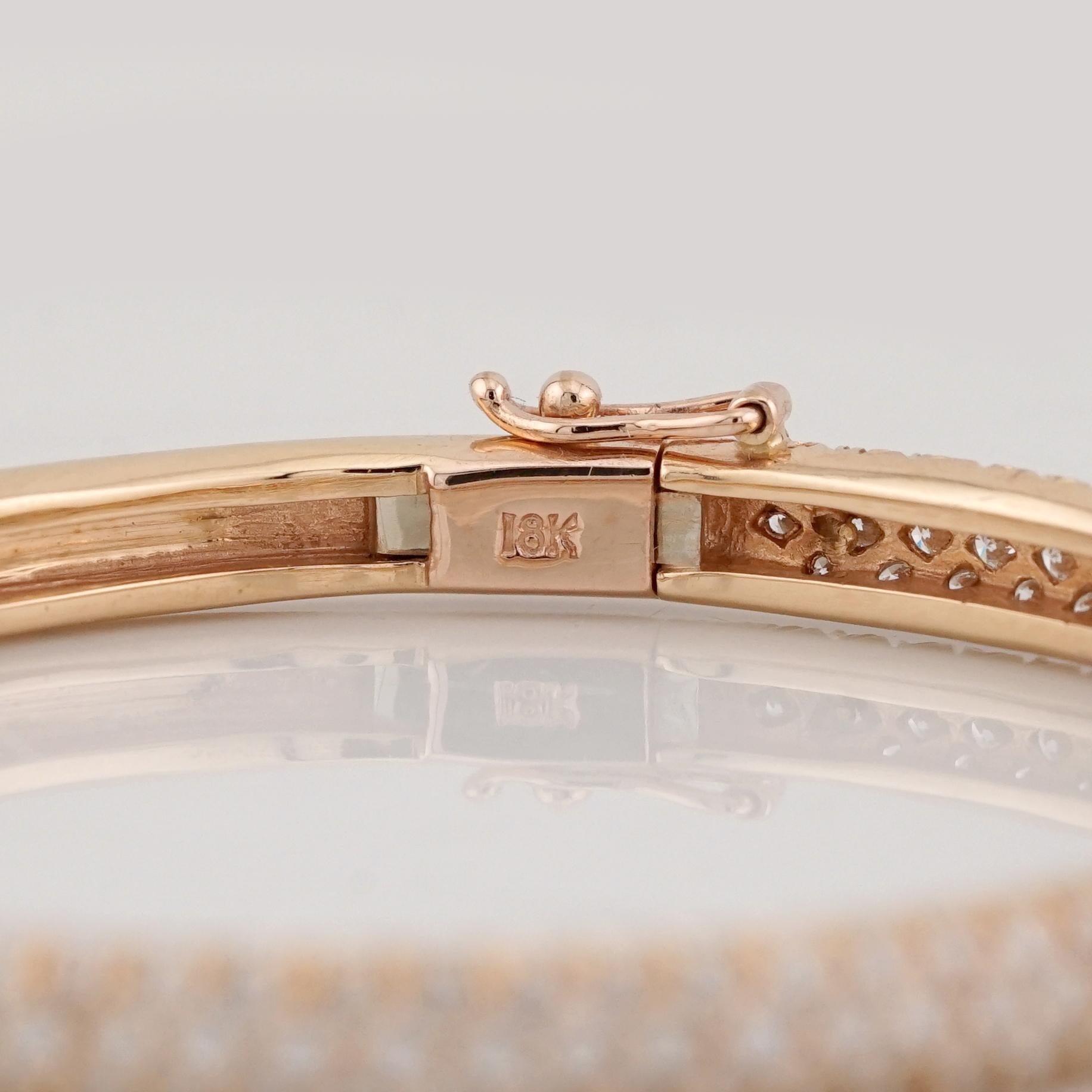 Bracelet jonc vintage en or rose 18 carats avec diamants 5 carats Neuf - En vente à Chicago, IL