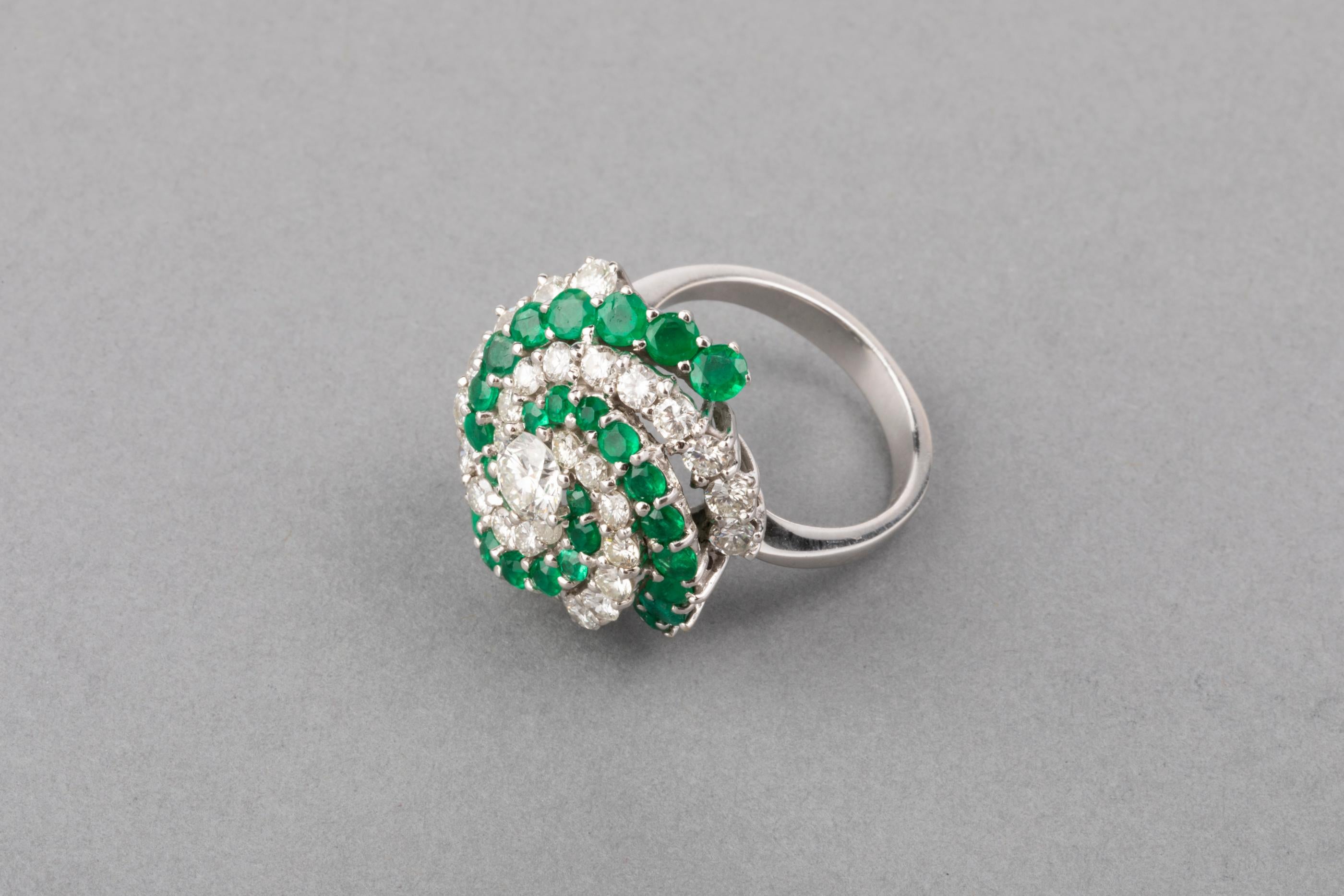 5 Carat Diamonds and 4 Carat Emeralds Ring and Earrings Set 3