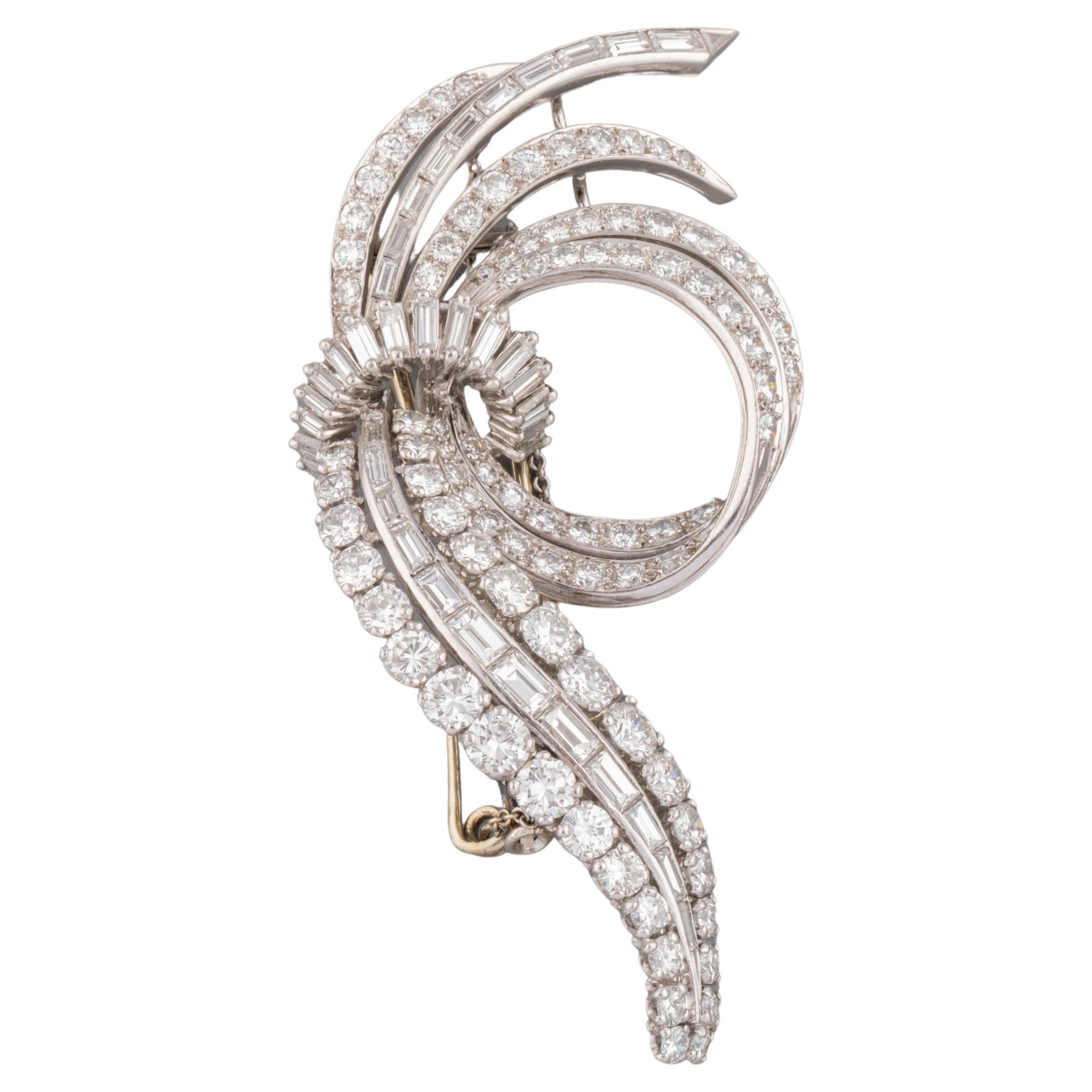 Gold Diamonds French Vintage Brooch For Sale at 1stDibs