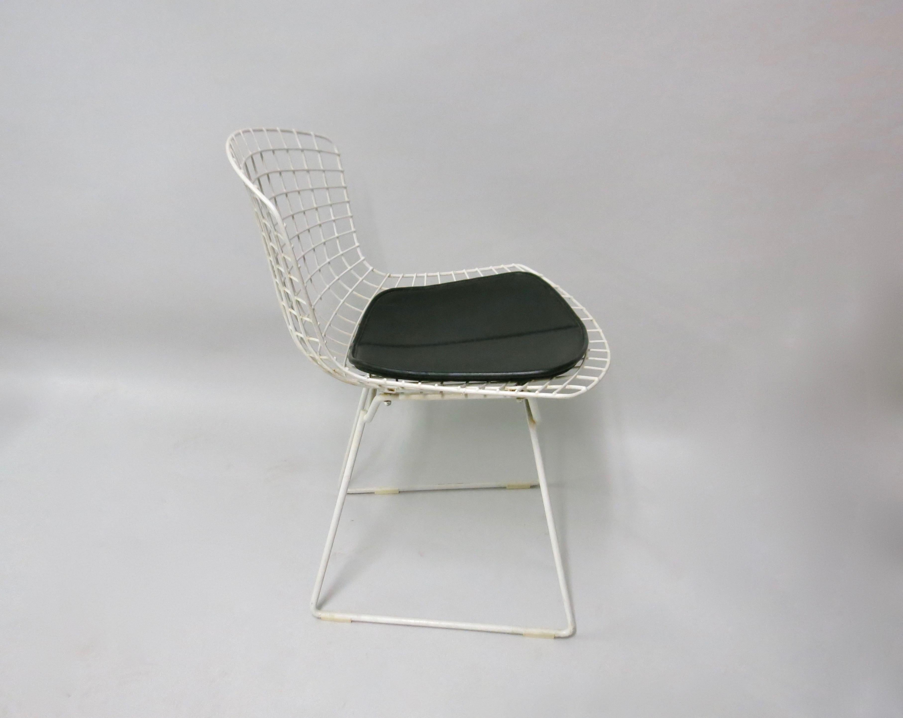 5 Chairs by Harry Bertoia for Knoll, circa 1975 5