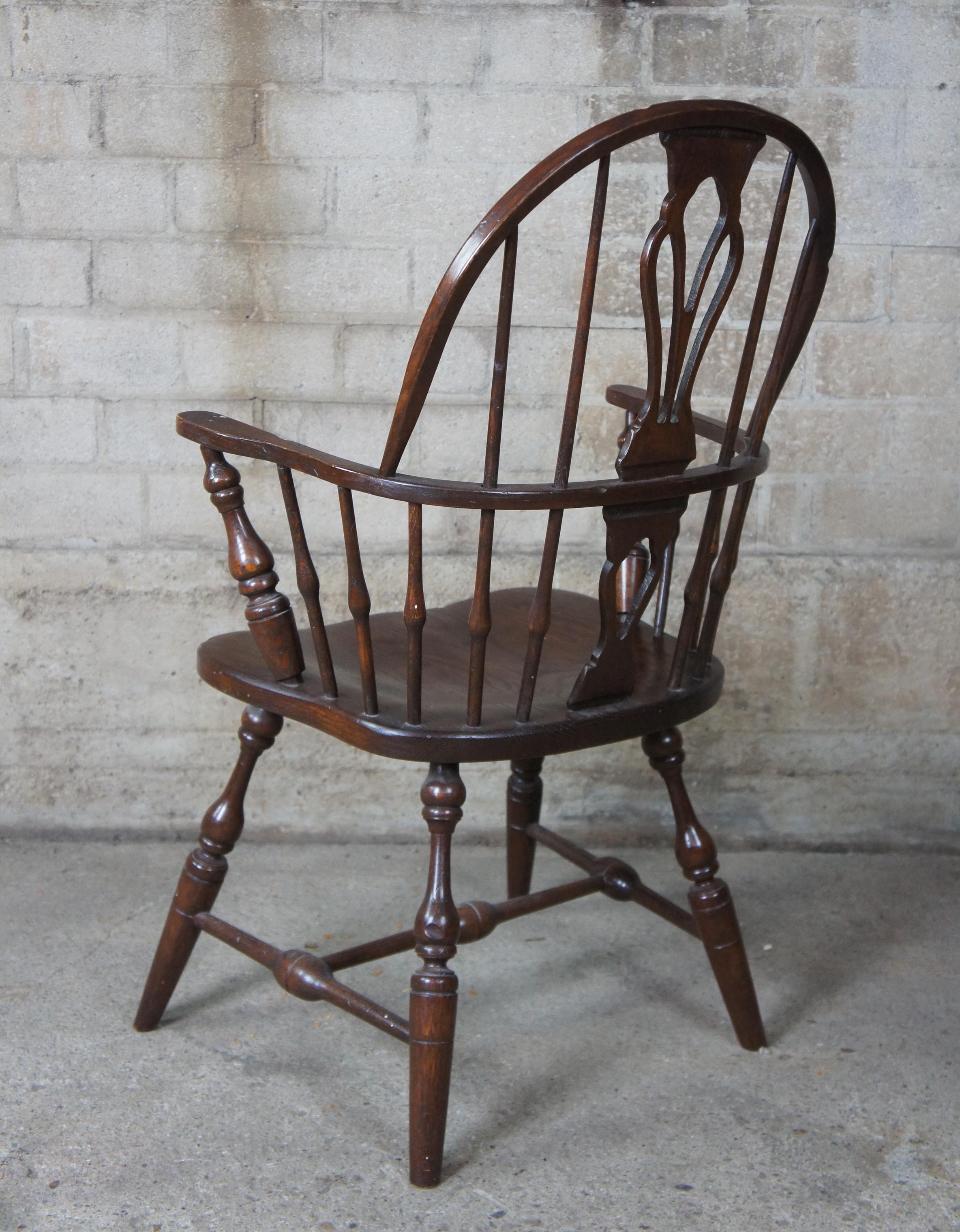 Late 20th Century 5 Colonial Cushman Stone House Collection English Windsor Oak Dining Chairs