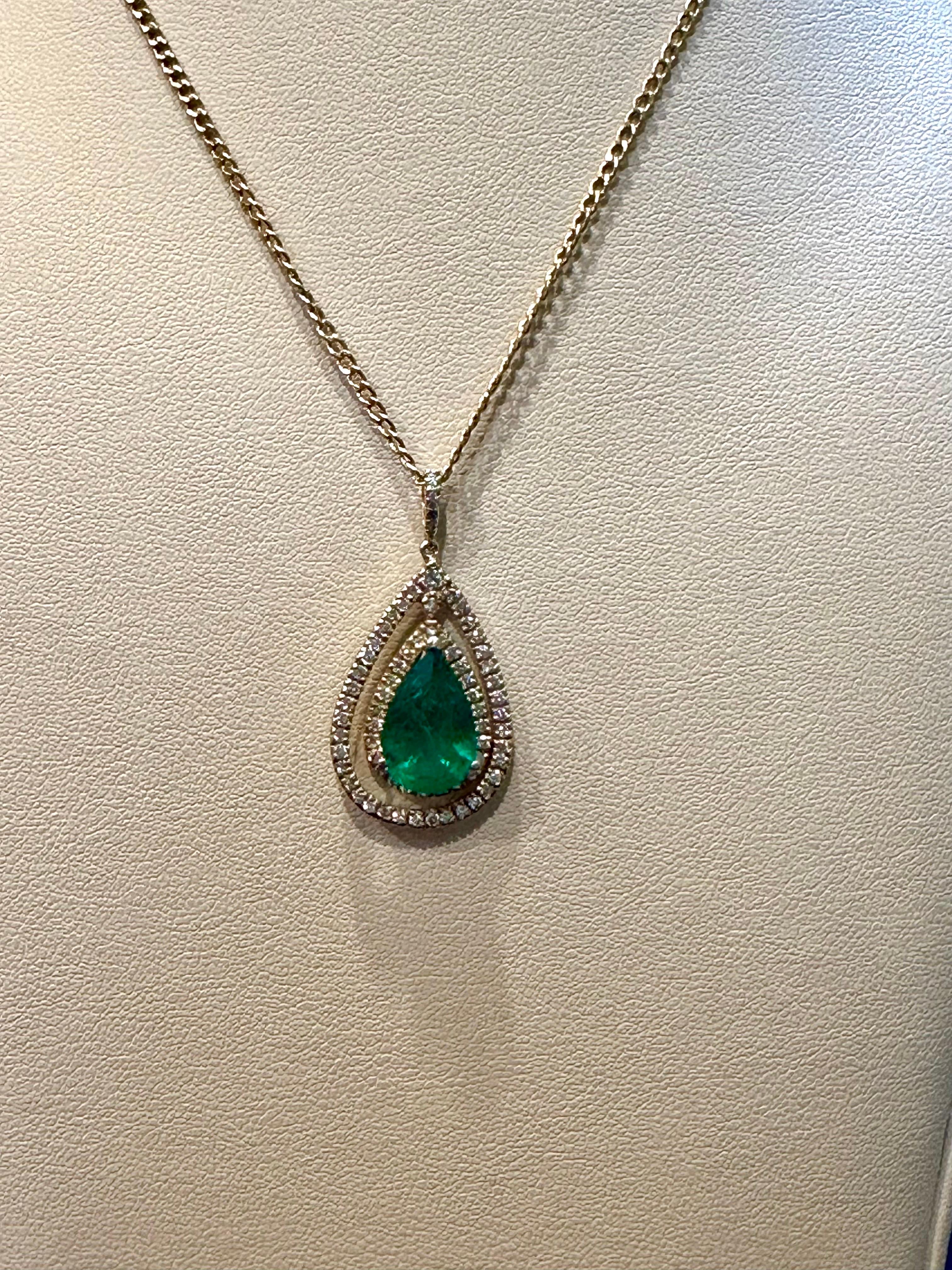 5 Ct Natural Emerald Zambia & 1.2 Ct Diamonds Pendant 14 Karat Yellow Gold Chain 4