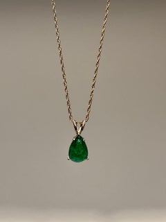 5 Ct Natural Emerald Zambia Cabochon Pendant 14 Karat White Gold Chain