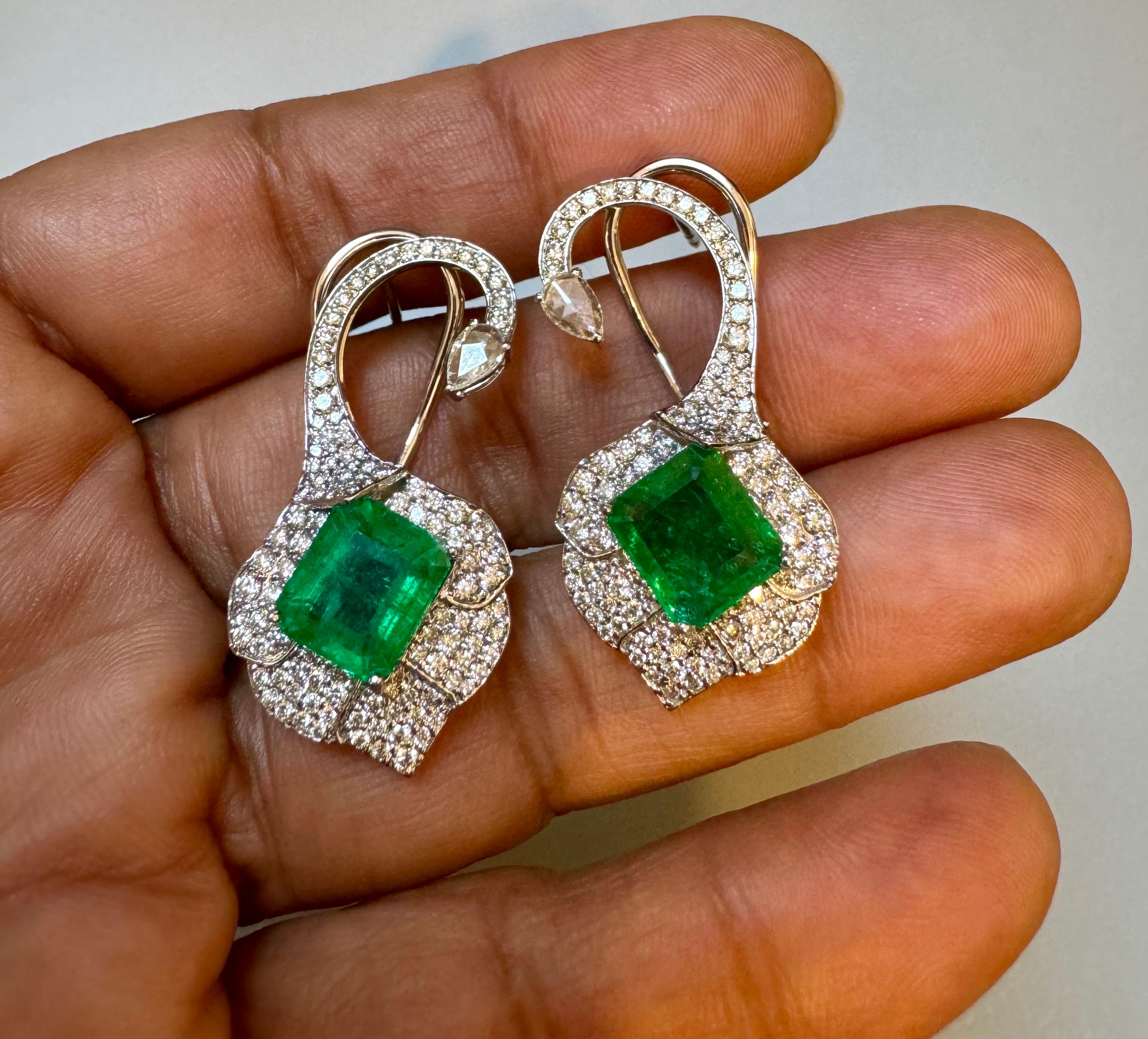 Emerald Cut 5 Ct Natural Zambian Emerald Earring & 2 Ct Diamond , Rose cut Diamond Earring For Sale