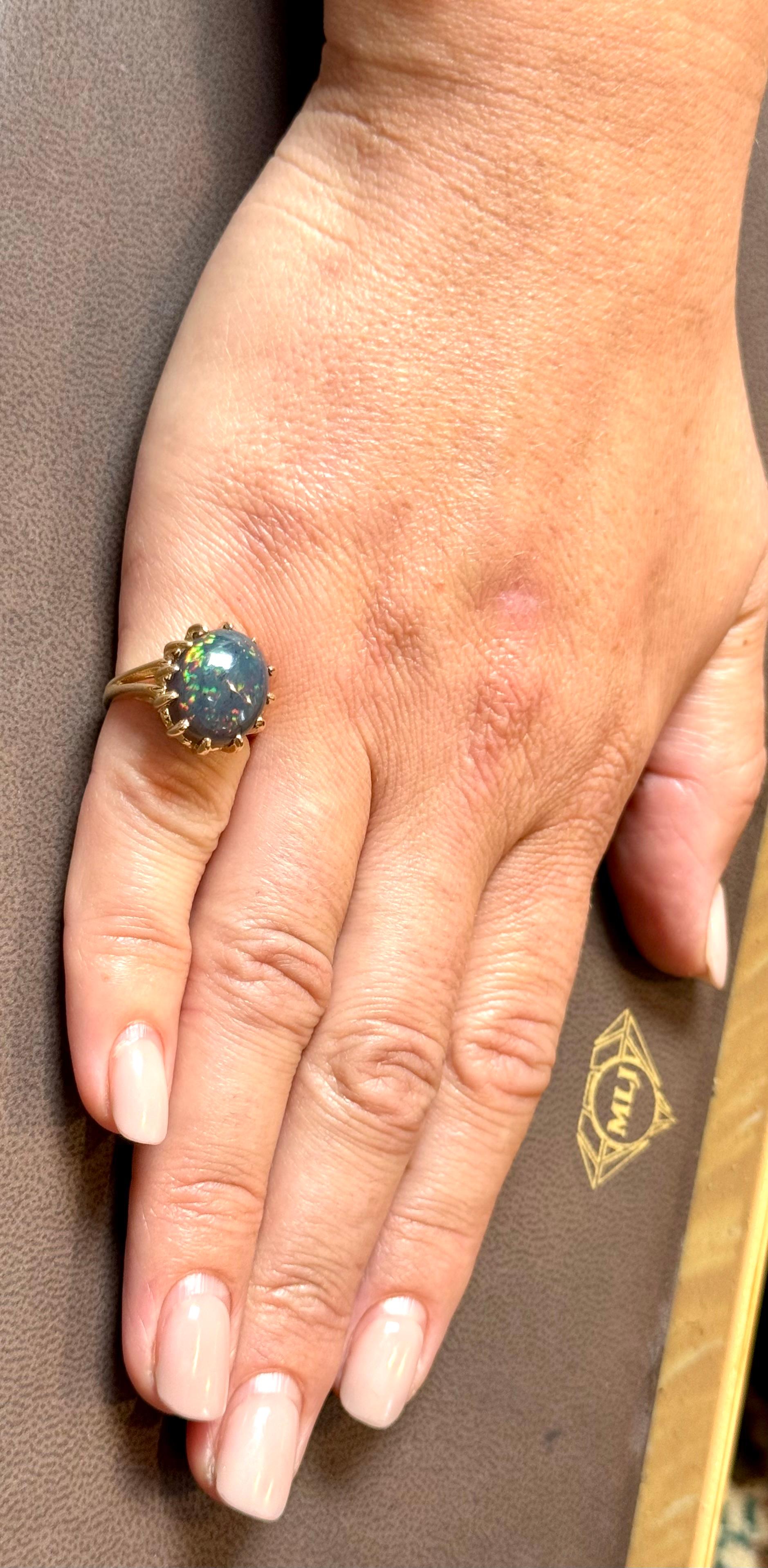 5 Ct Oval Shape Black Australian Opal Cocktail Ring 14 Kt Yellow Gold , Unisex For Sale 10