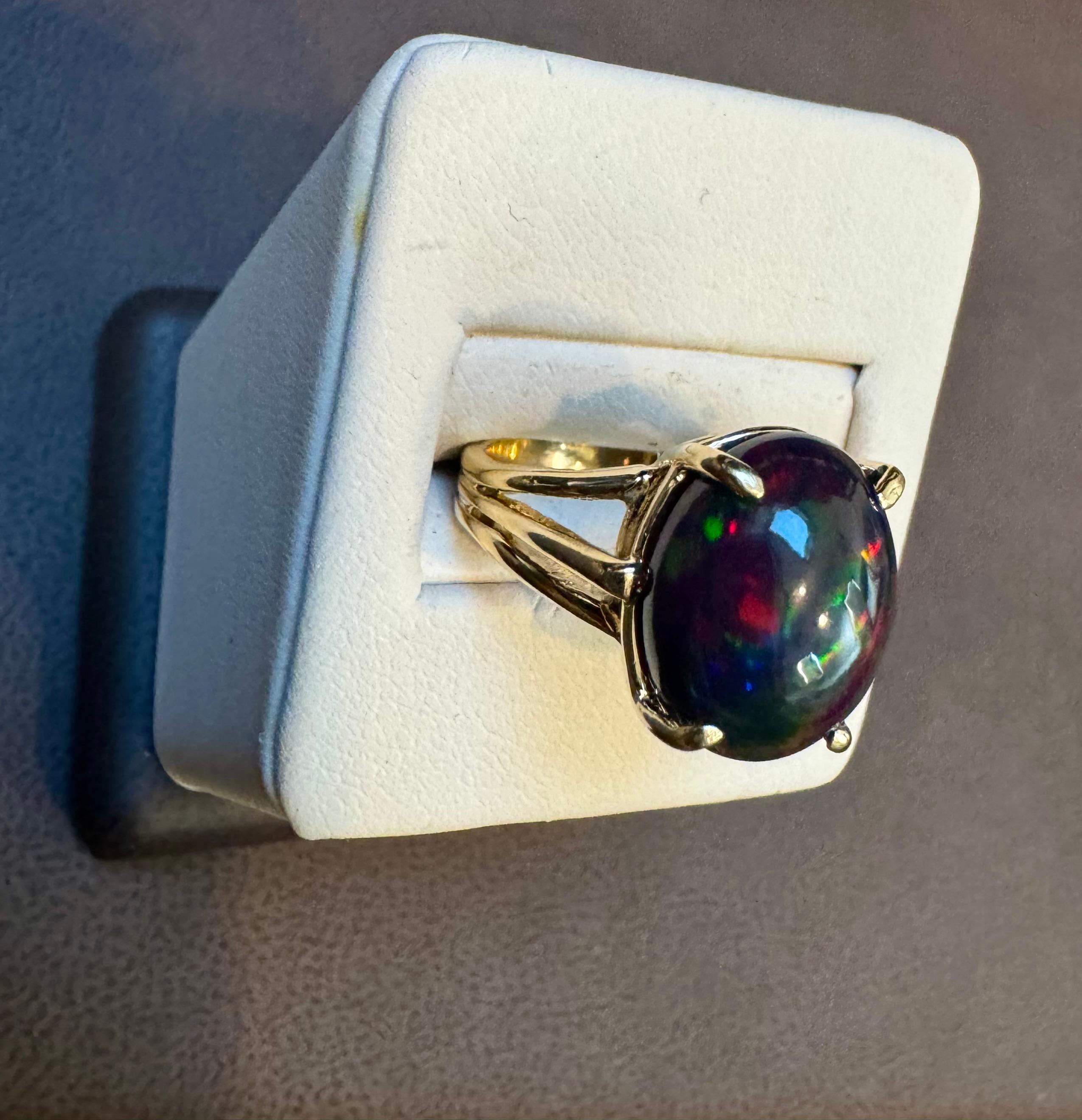 5 Ct Oval Shape Black Australian Opal Cocktail Ring 14 Kt Yellow Gold , Unisex 11