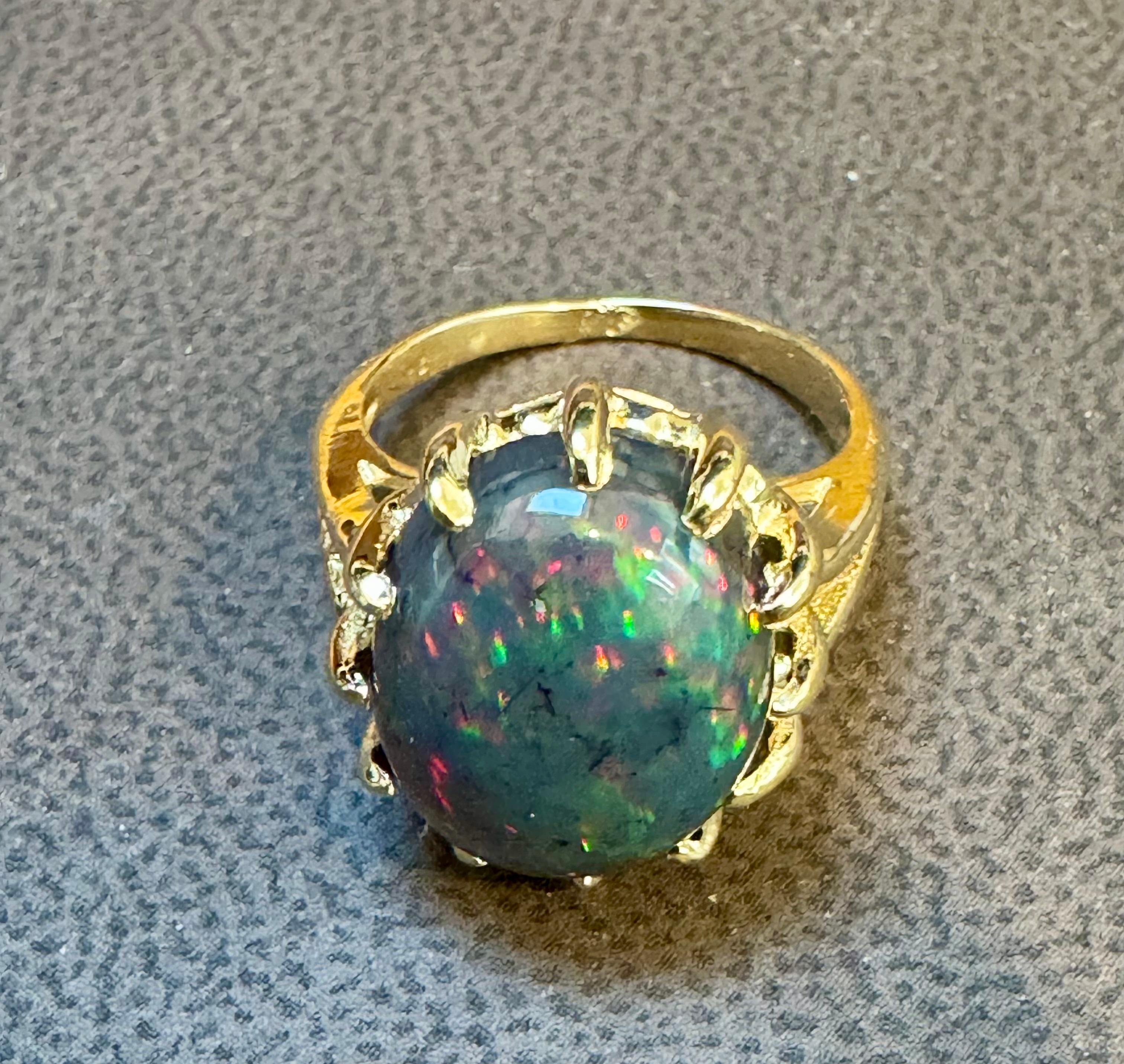 5 Ct Oval Shape Black Australian Opal Cocktail Ring 14 Kt Yellow Gold , Unisex For Sale 2