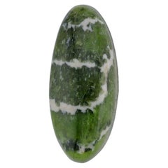 5 cts, Chrome diopside cabochon