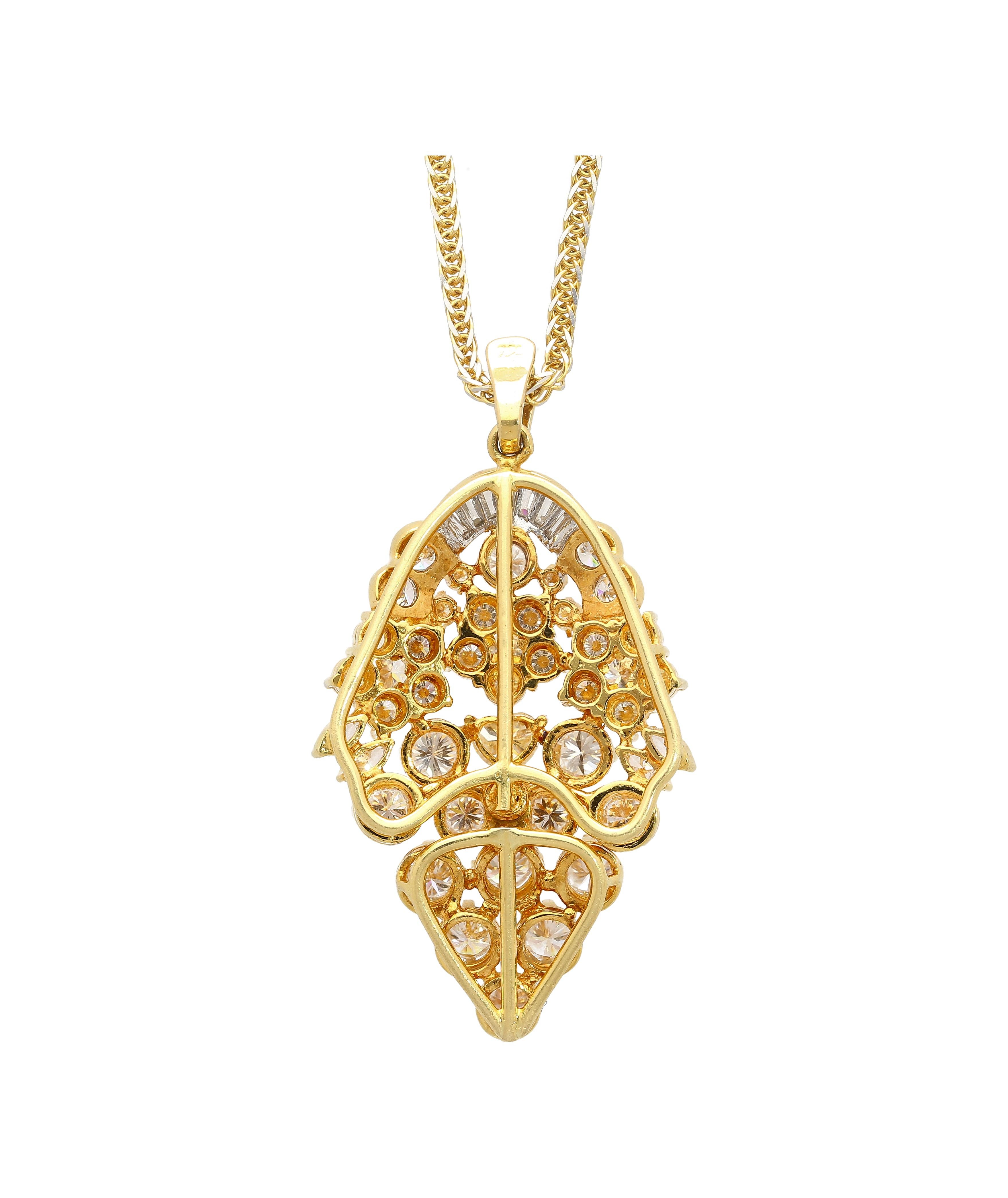 5 CTTW Diamond Cluster Multi Cut Pendant in 18K Yellow Gold Necklace For Sale 1