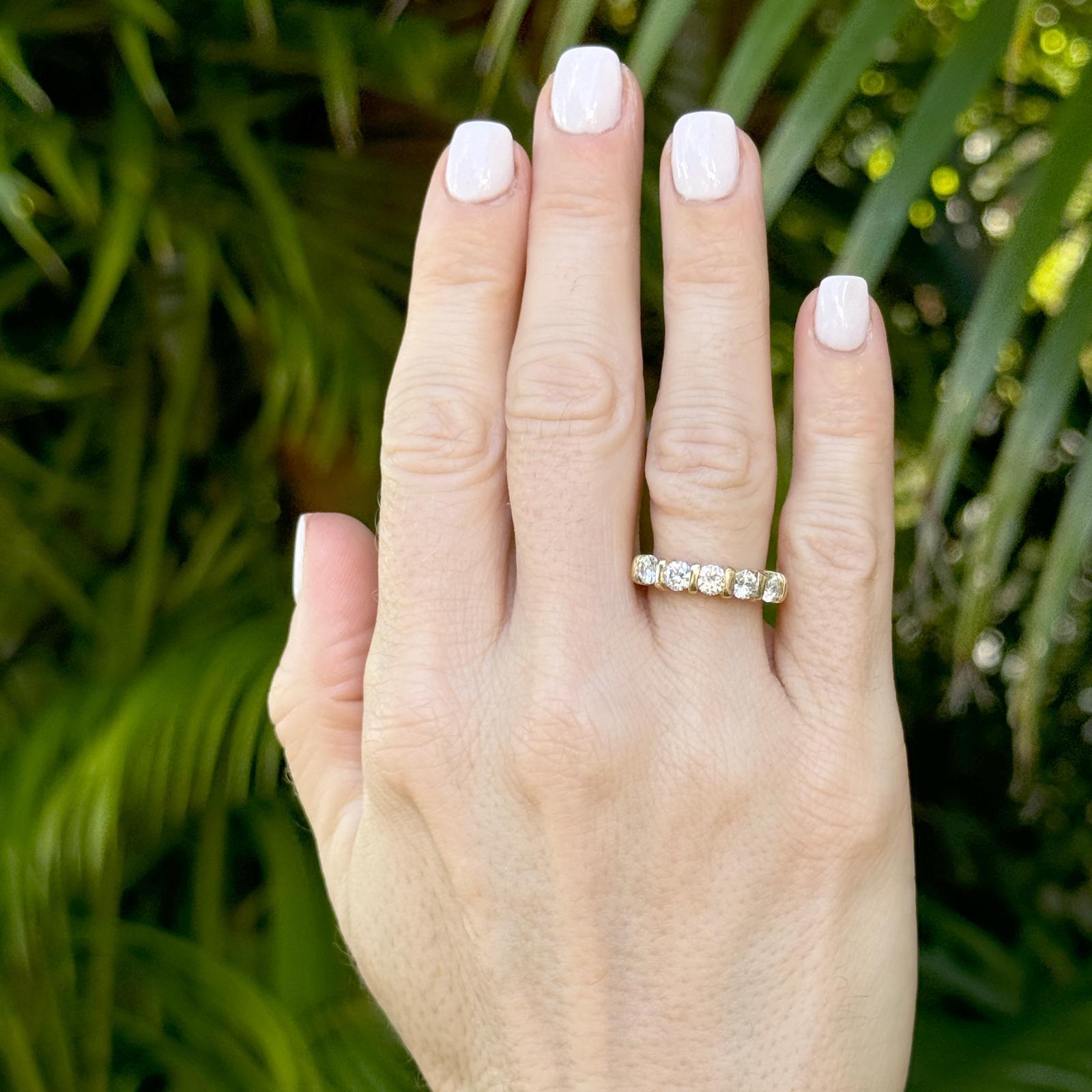 Modern 5 Diamond 14 Karat Yellow Gold Wedding Anniversary Band Ring