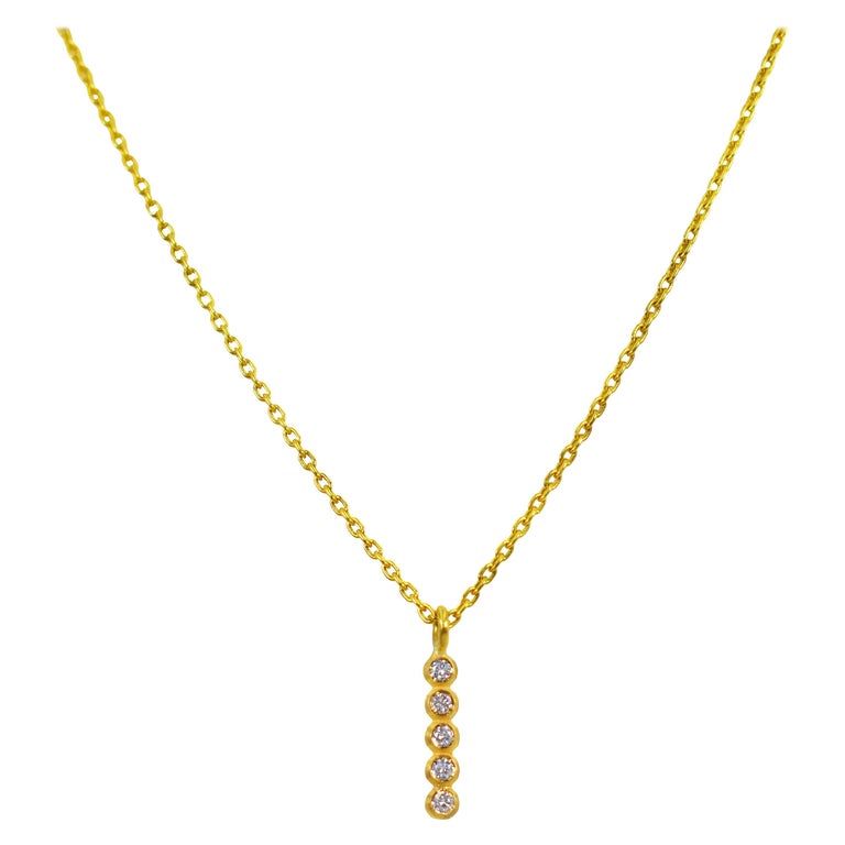  14k Yellow Gold V Necklace Pendant Charm Contemporary Bar Fine  Jewelry For Women Gifts For Her : ICE CARATS: Clothing, Shoes & Jewelry