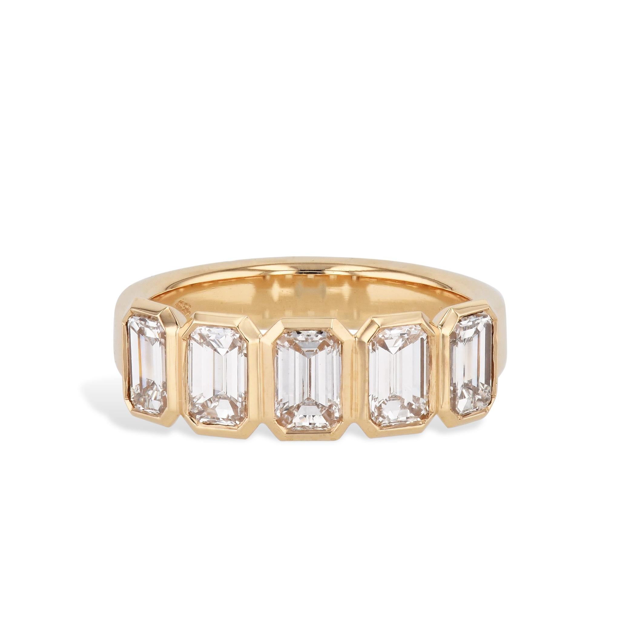 Modern 5 Emerald Cut Diamond Yellow Gold Anniversary Ring Handmade For Sale
