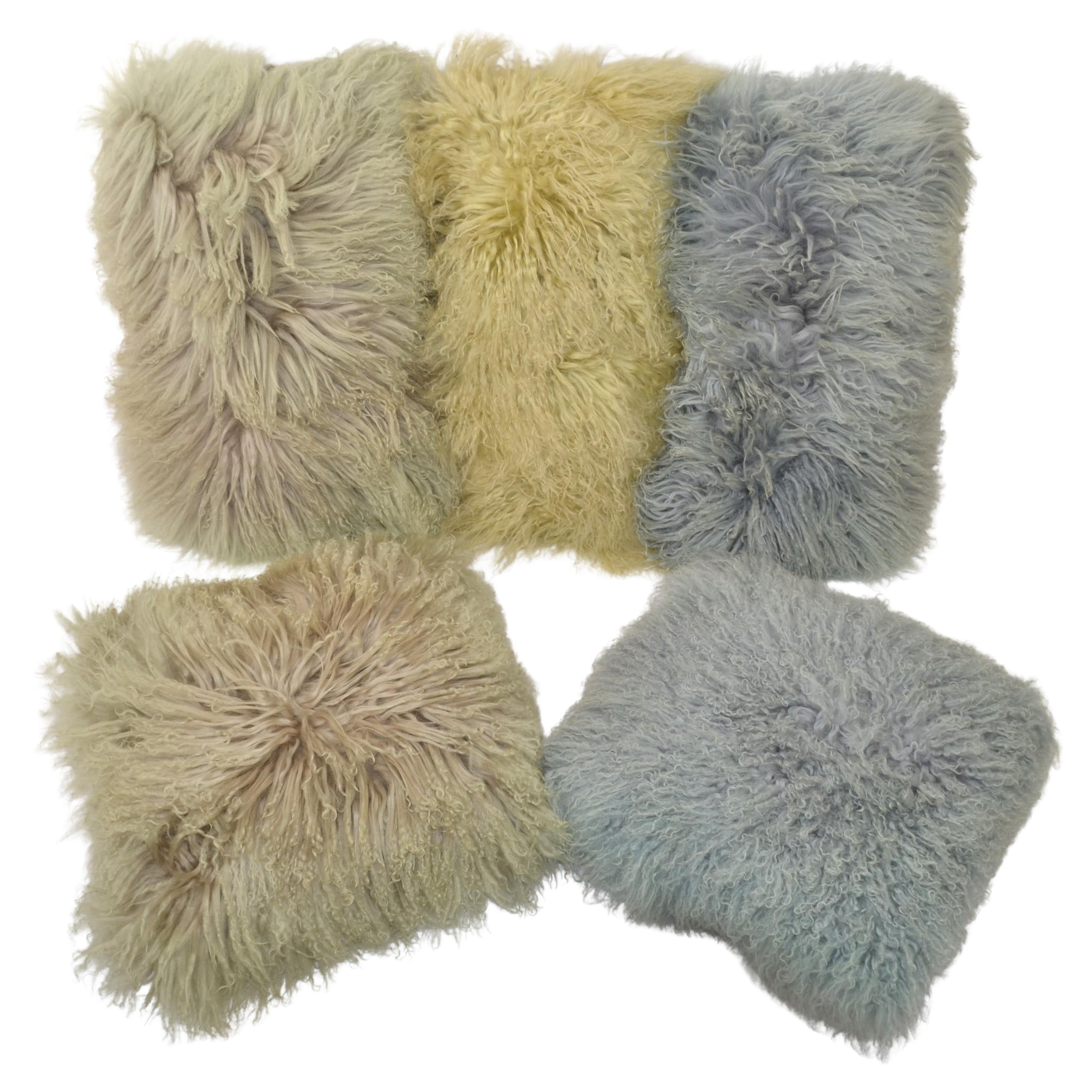 5 Fibre By Auskin Tibetan Sheepskin Natural Fiber Throws Pillows Green Blue Gray en vente