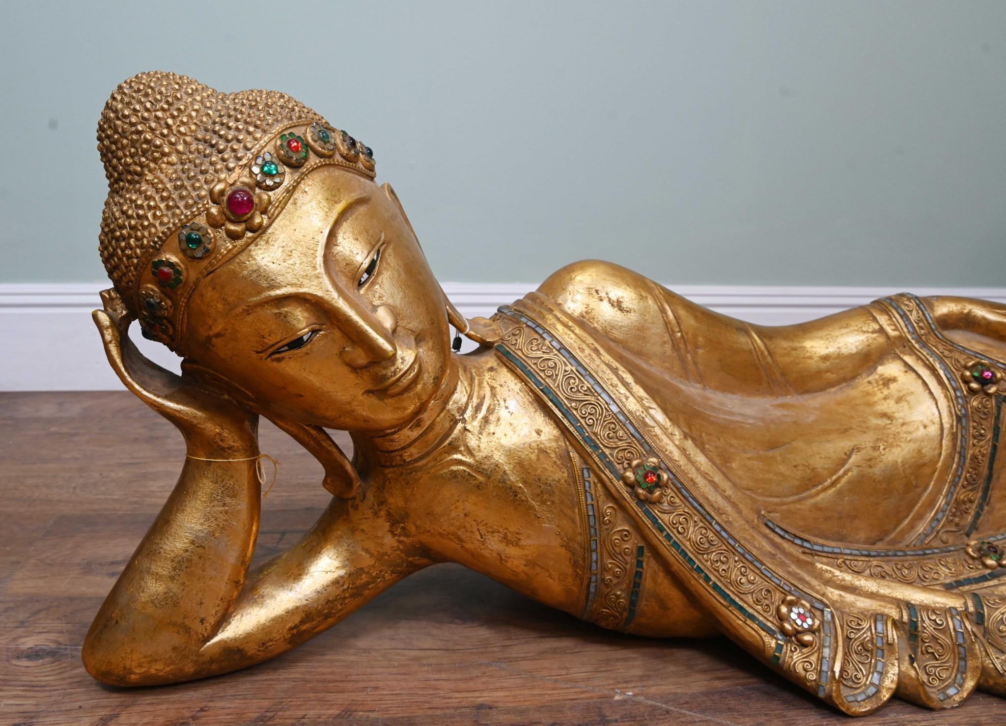 Estatua de Buda Nepalesa Reclinada de 5 Pies Tallada Arte Budista Budismo en venta 9