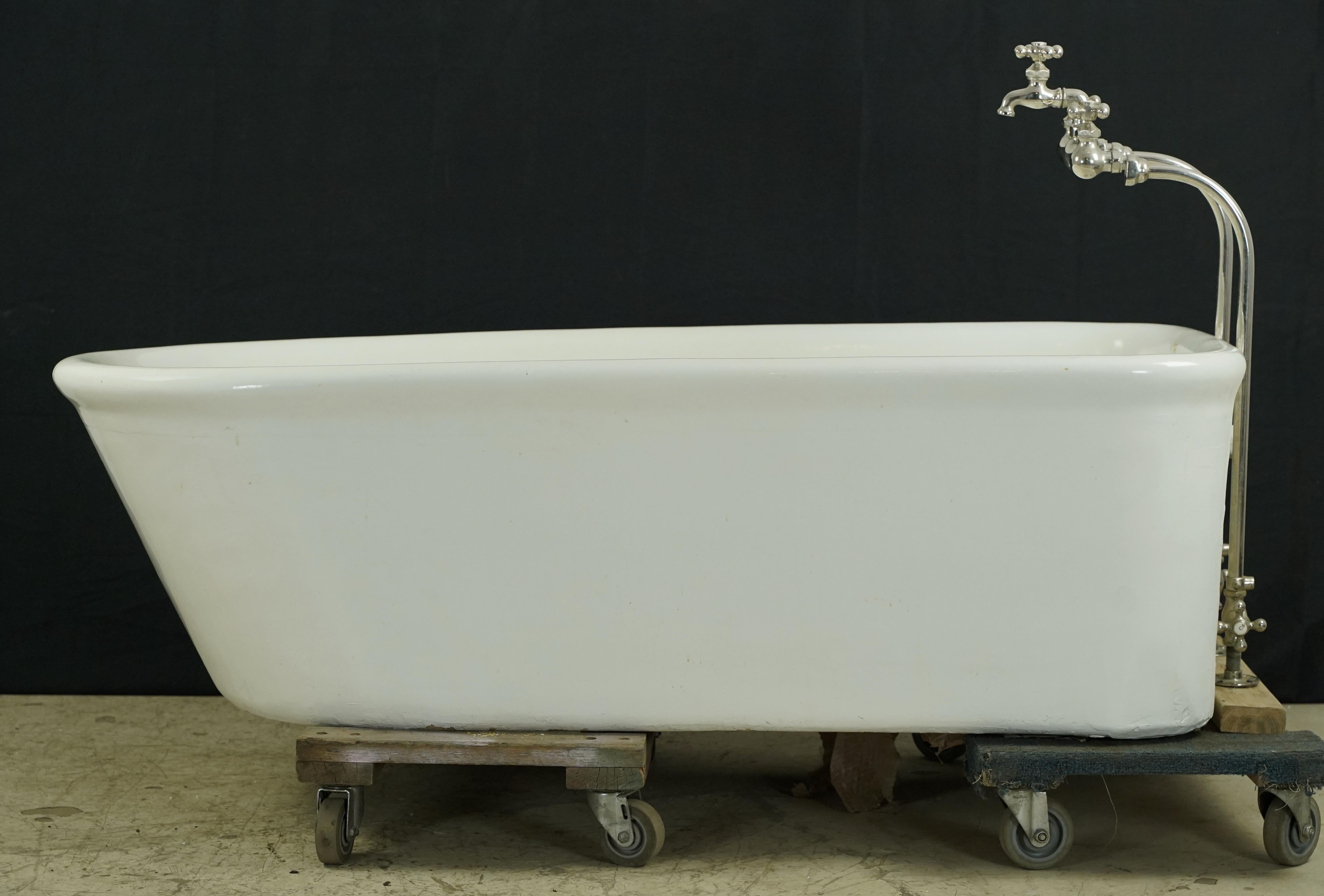 5 ft. Bañera de cerámica blanca en venta 5