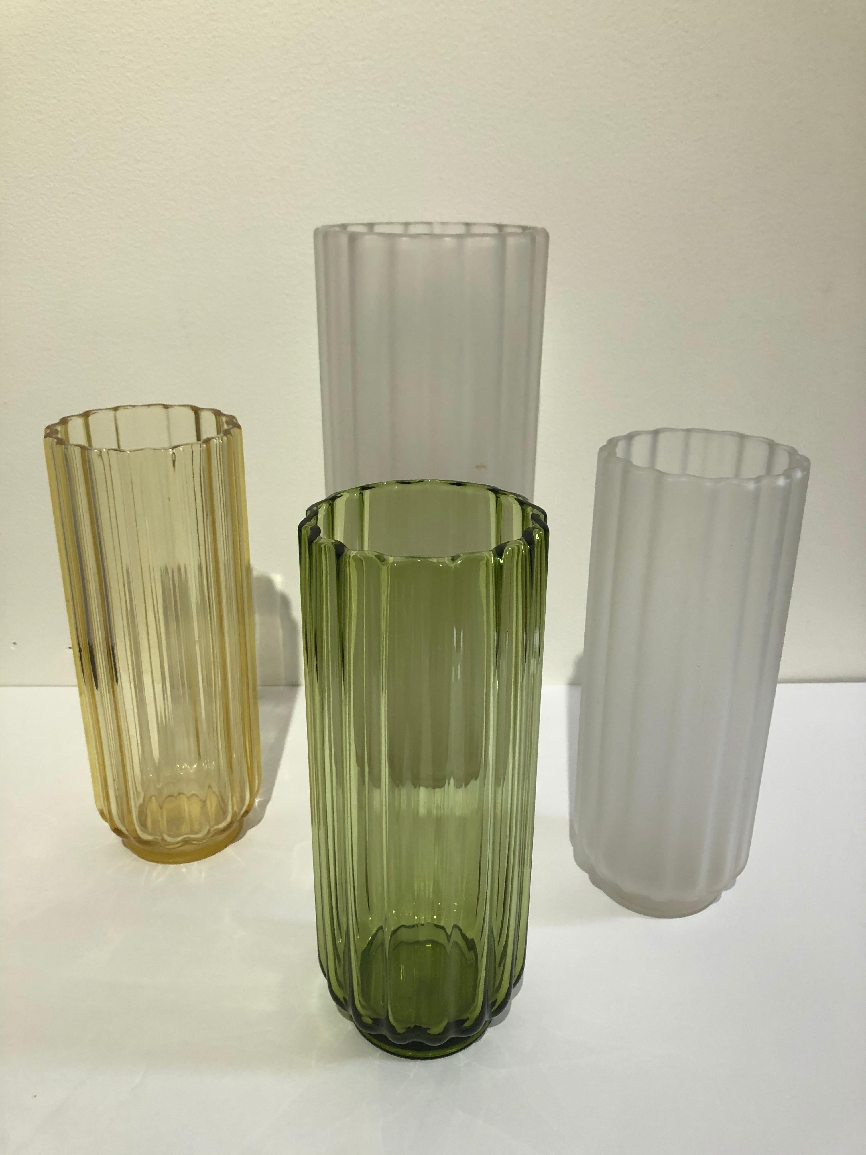 Verre brun 5 vases Art déco de George Sakier, années 1930 en vente