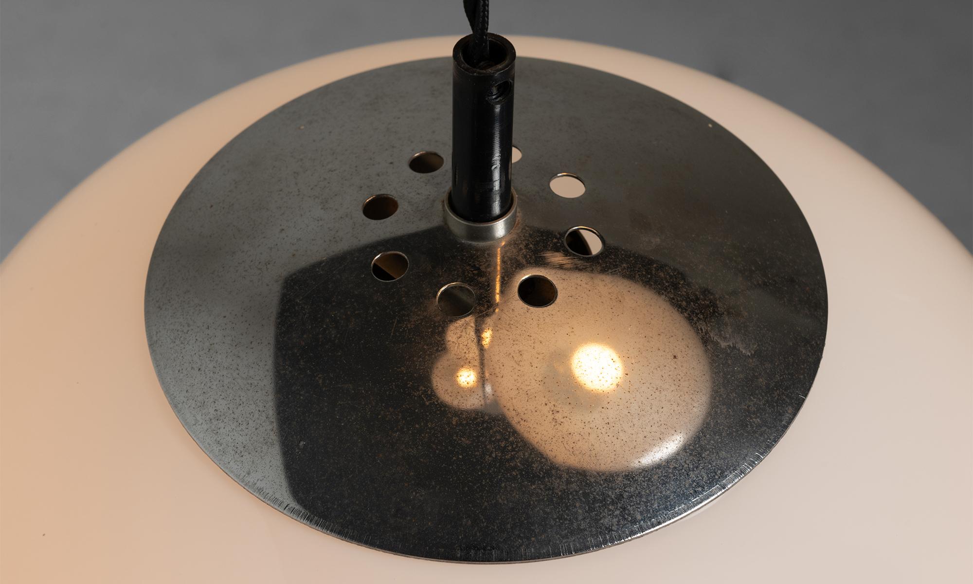 Dutch 5-Globe Raak Chandelier, Netherlands 1970