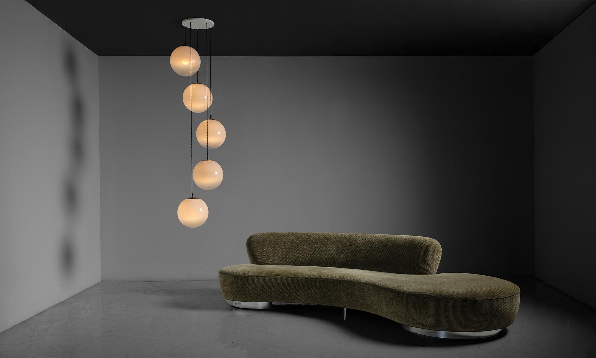 5-Globe Raak Chandelier, Netherlands 1970 1