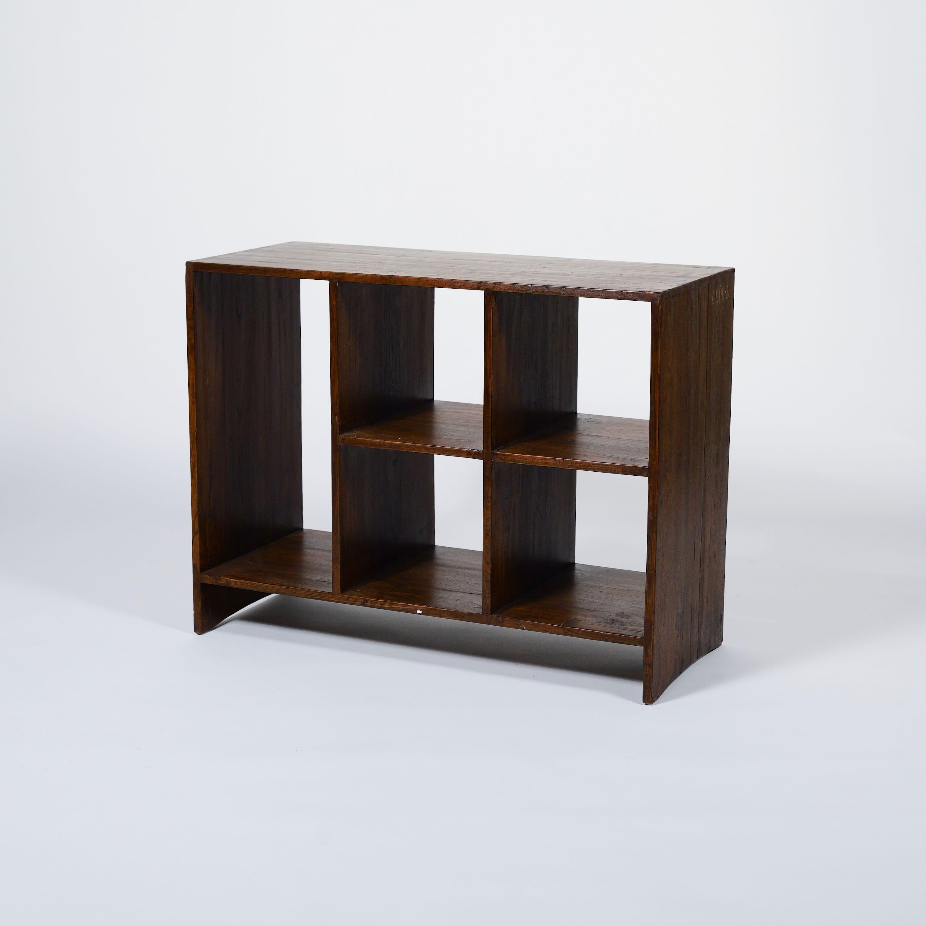 Indien Classeur à 5 trous par Pierre Jeanneret pour Chandigarh, Inde, vers 1957-58 en vente