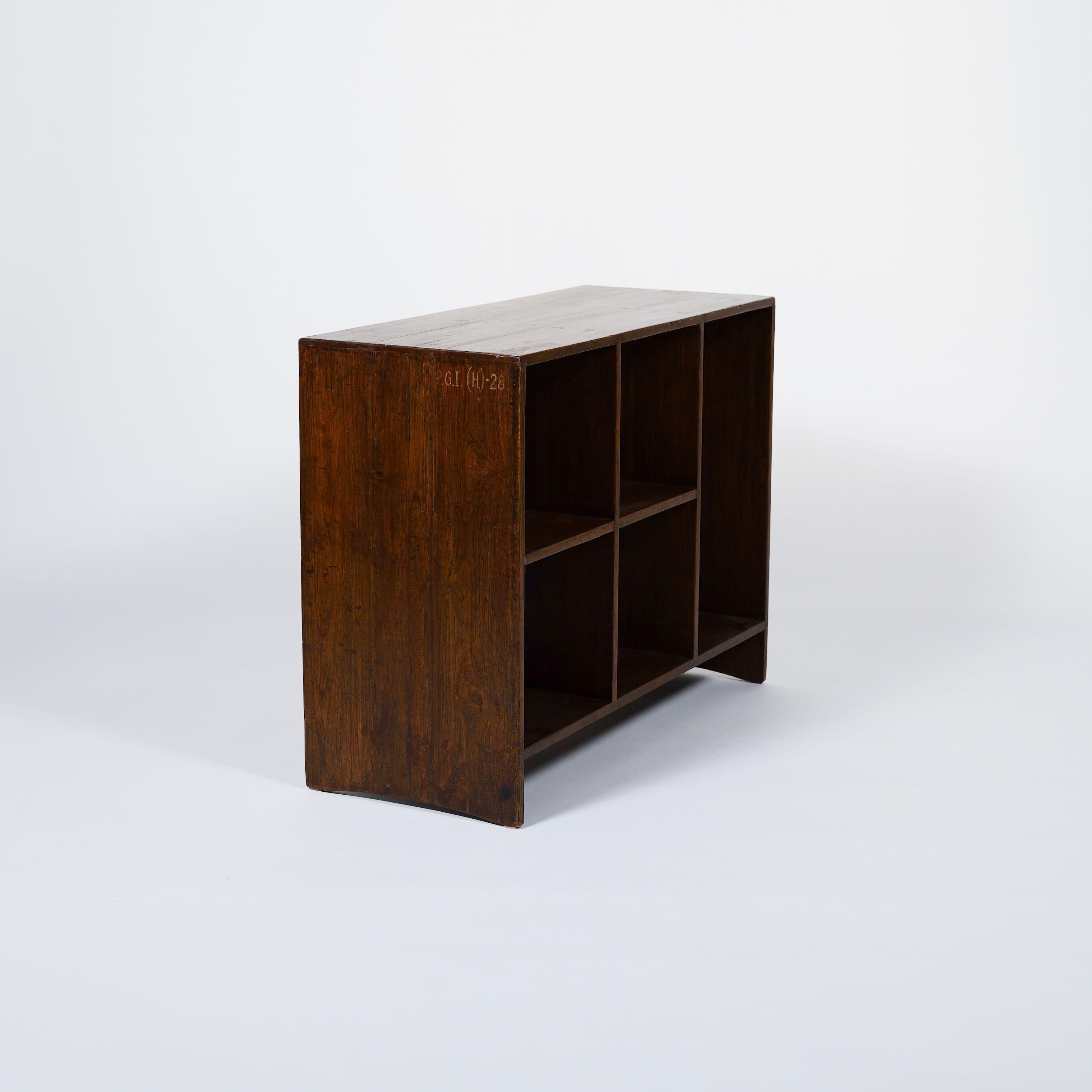 Classeur à 5 trous par Pierre Jeanneret pour Chandigarh, Inde, vers 1957-58 Bon état - En vente à Tokyo, JP