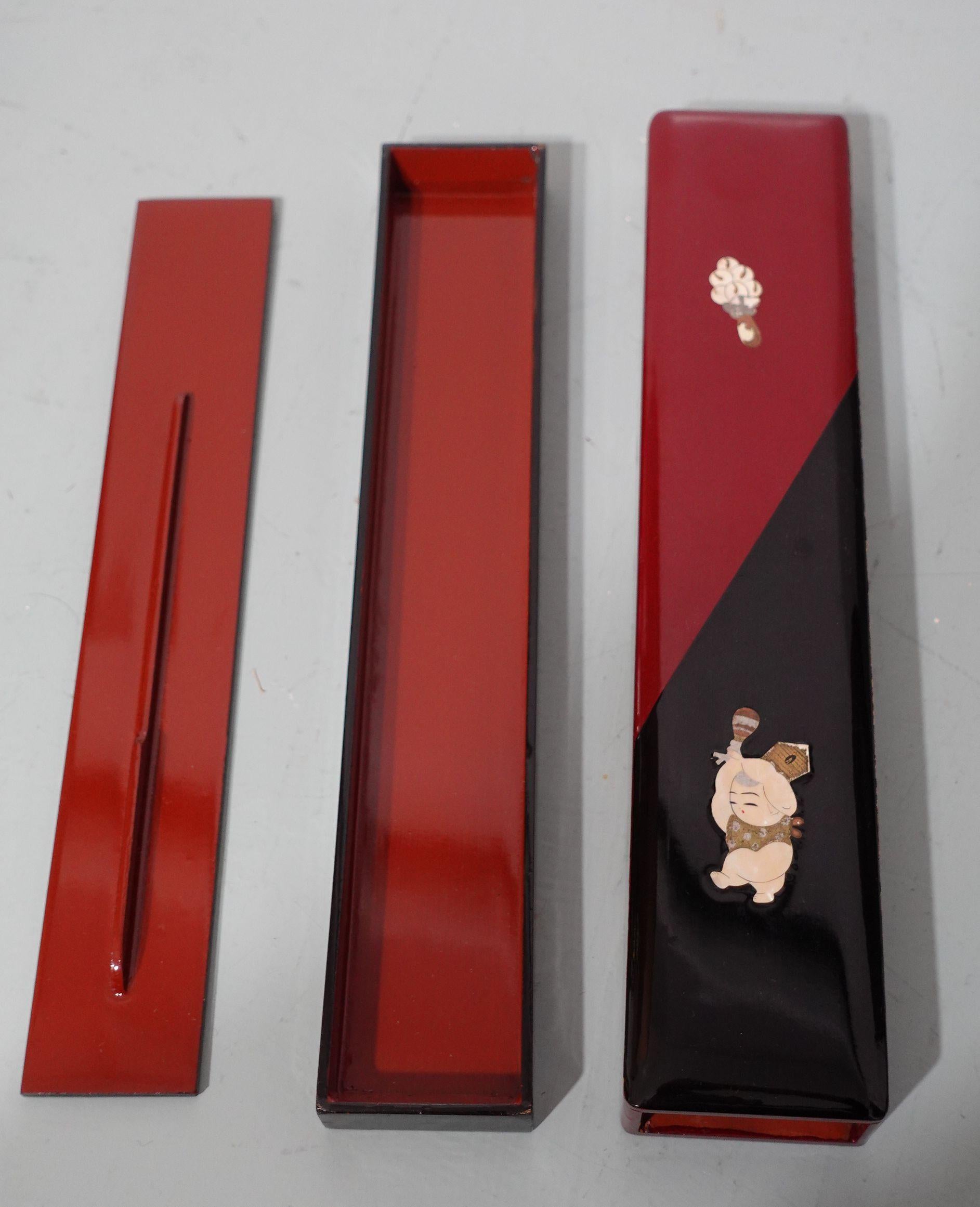 5 Items of Japanese Lacquer Art For Sale 10