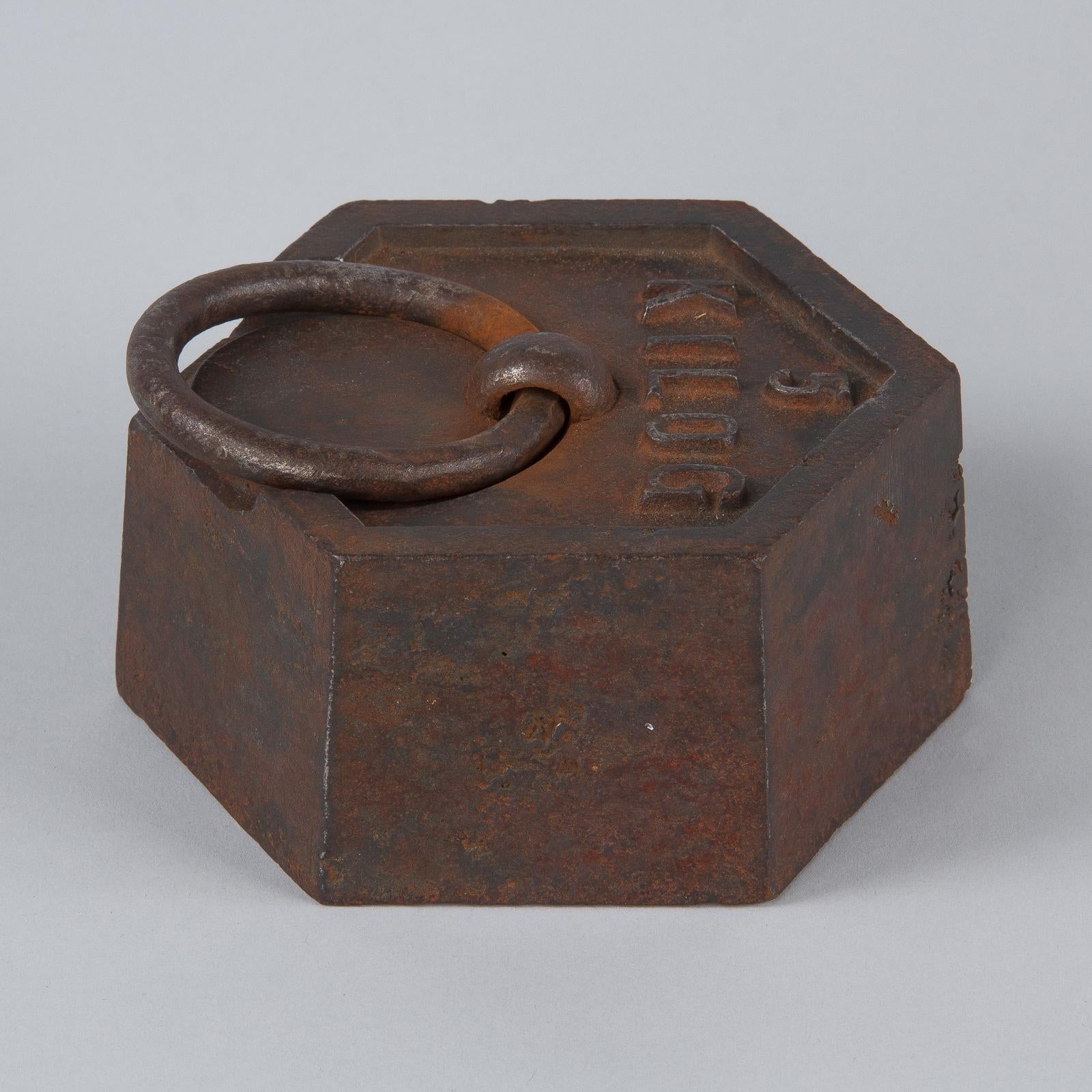 20th Century 5 Kilogram Iron Scale Weight, France, Early 1900s