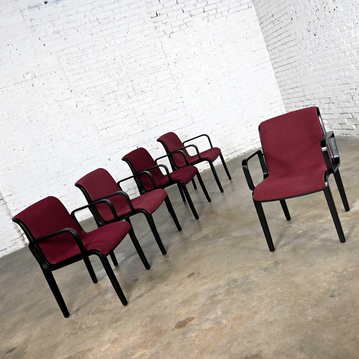 American 5 Knoll MCM Bentwood 1300 Series Dining Chairs Maroon & Black by Bill Stephens For Sale