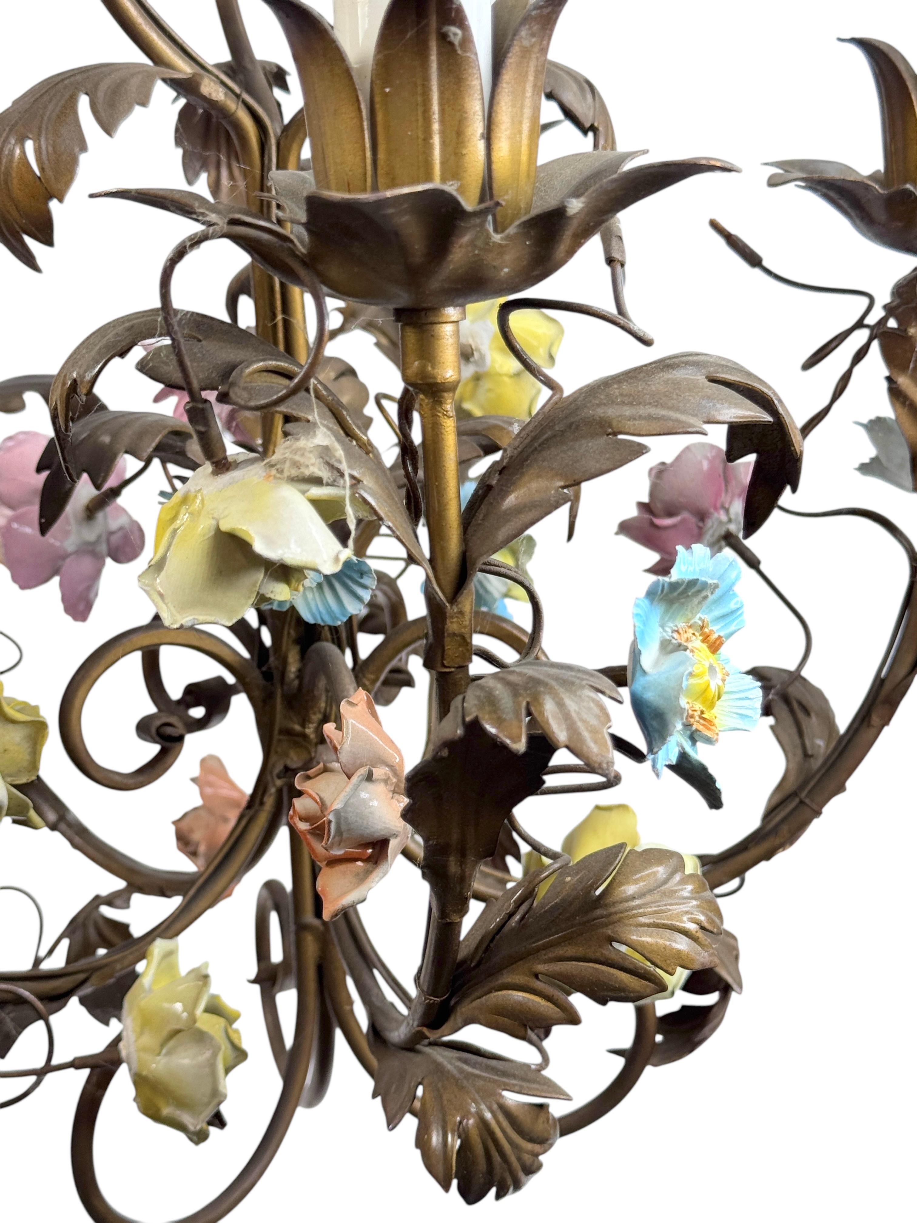 5 Light Italian Gilt, Ceramic Rose Flower Tole Chandelier Hollywood Regency 1940 For Sale 5