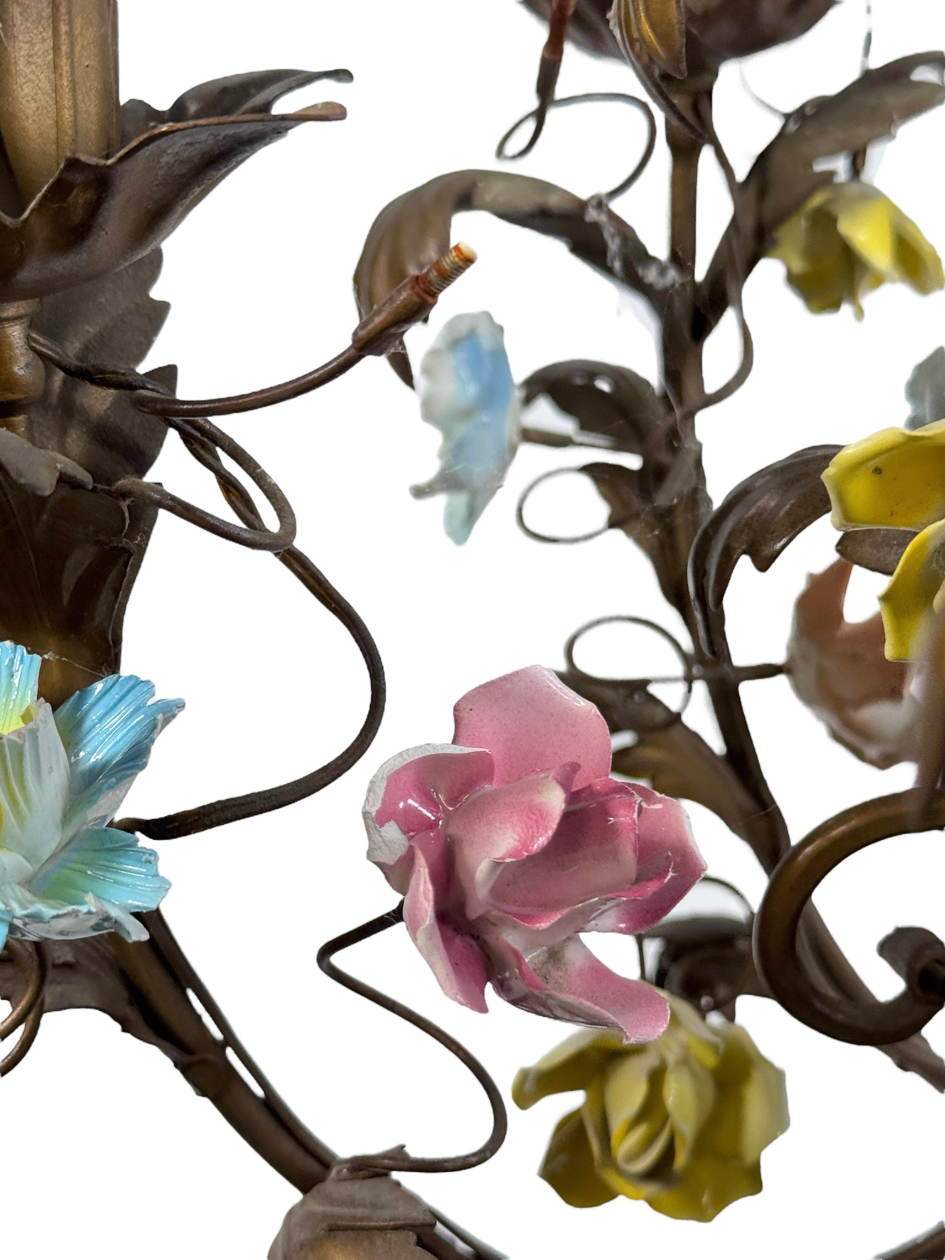 5 Light Italian Gilt, Ceramic Rose Flower Tole Chandelier Hollywood Regency 1940 For Sale 7