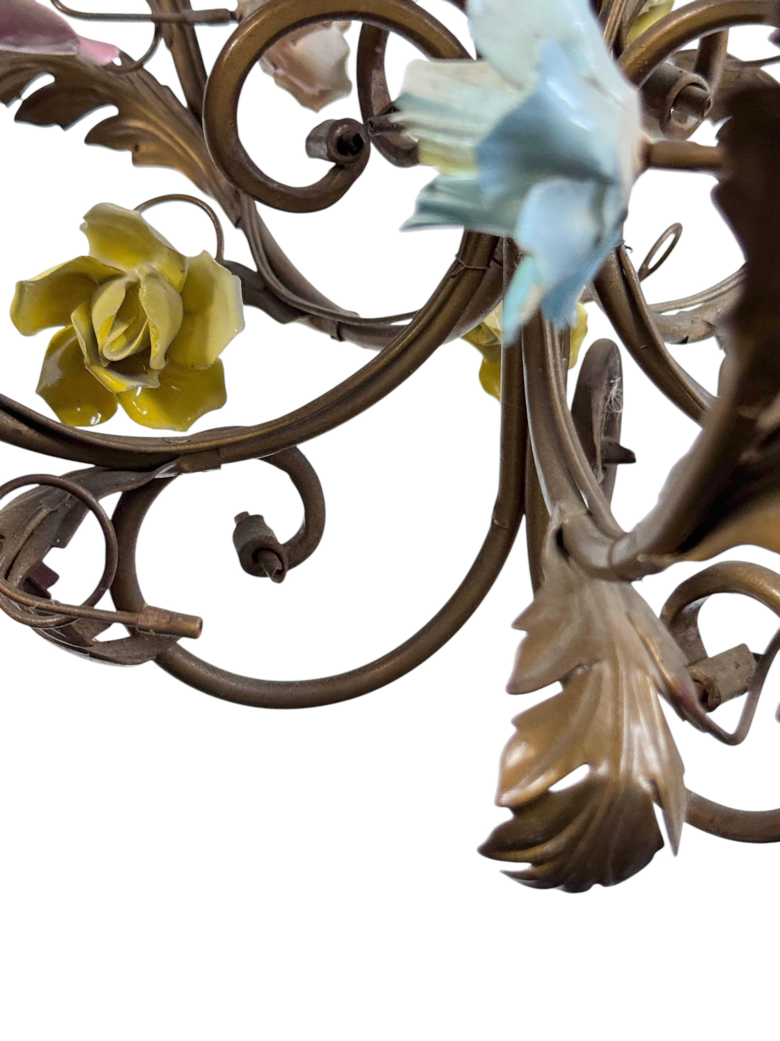 5 Light Italian Gilt, Ceramic Rose Flower Tole Chandelier Hollywood Regency 1940 For Sale 8