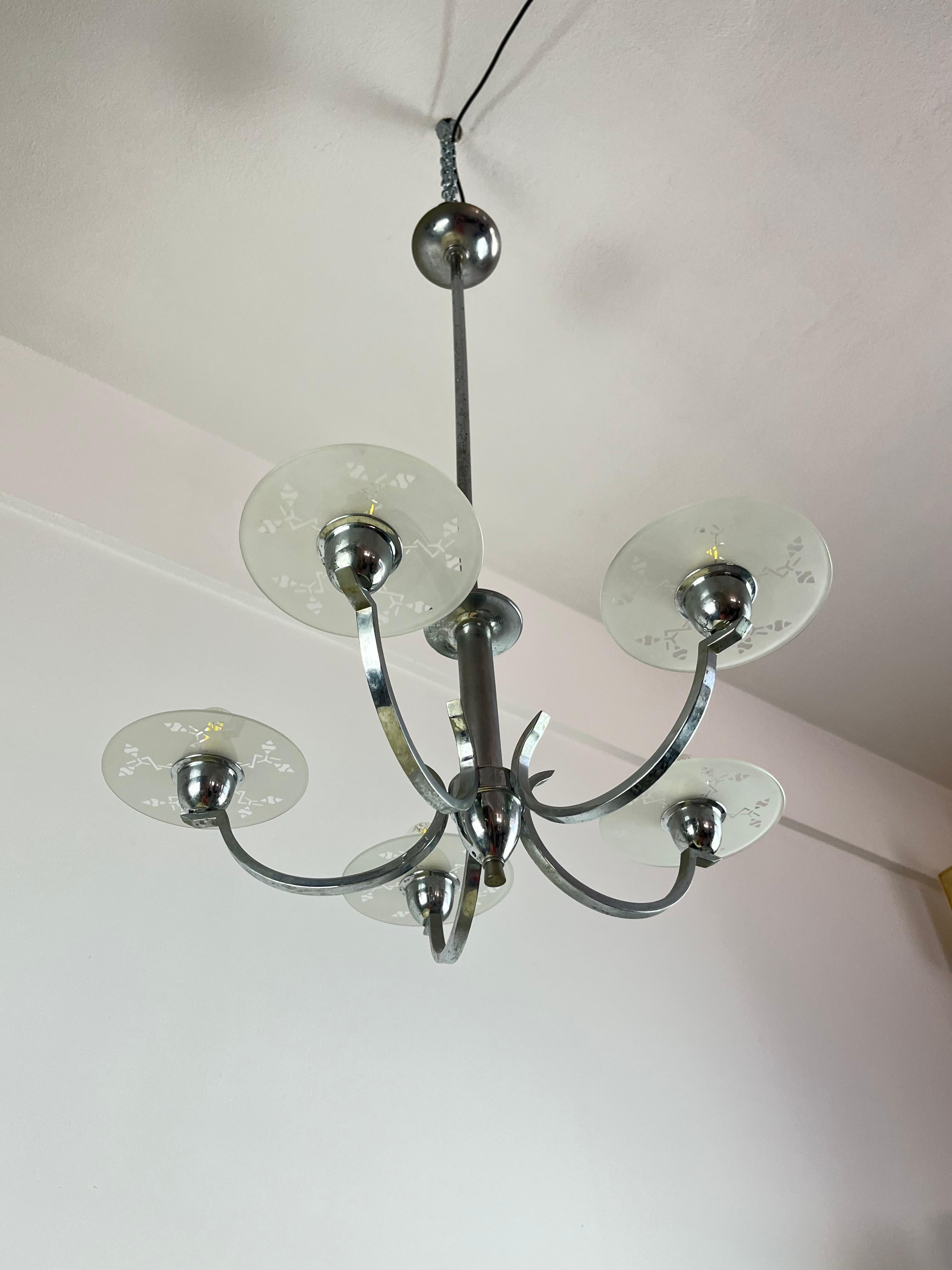 Metallo Lampadario a 5 luci in metallo e vetro, Italia, anni '40 in vendita