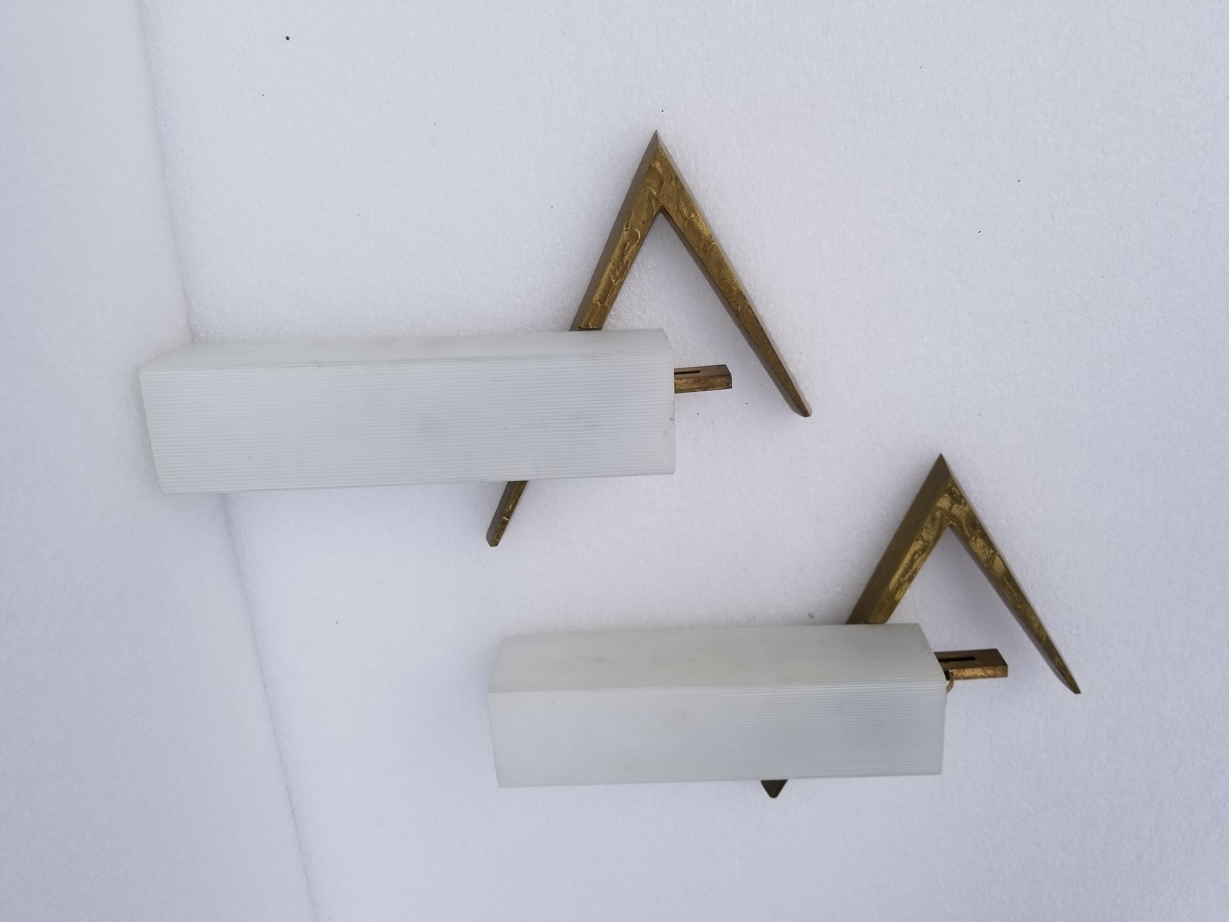5 Sconcese Maison Arlus in bronzo, prezzo individuale in vendita 5