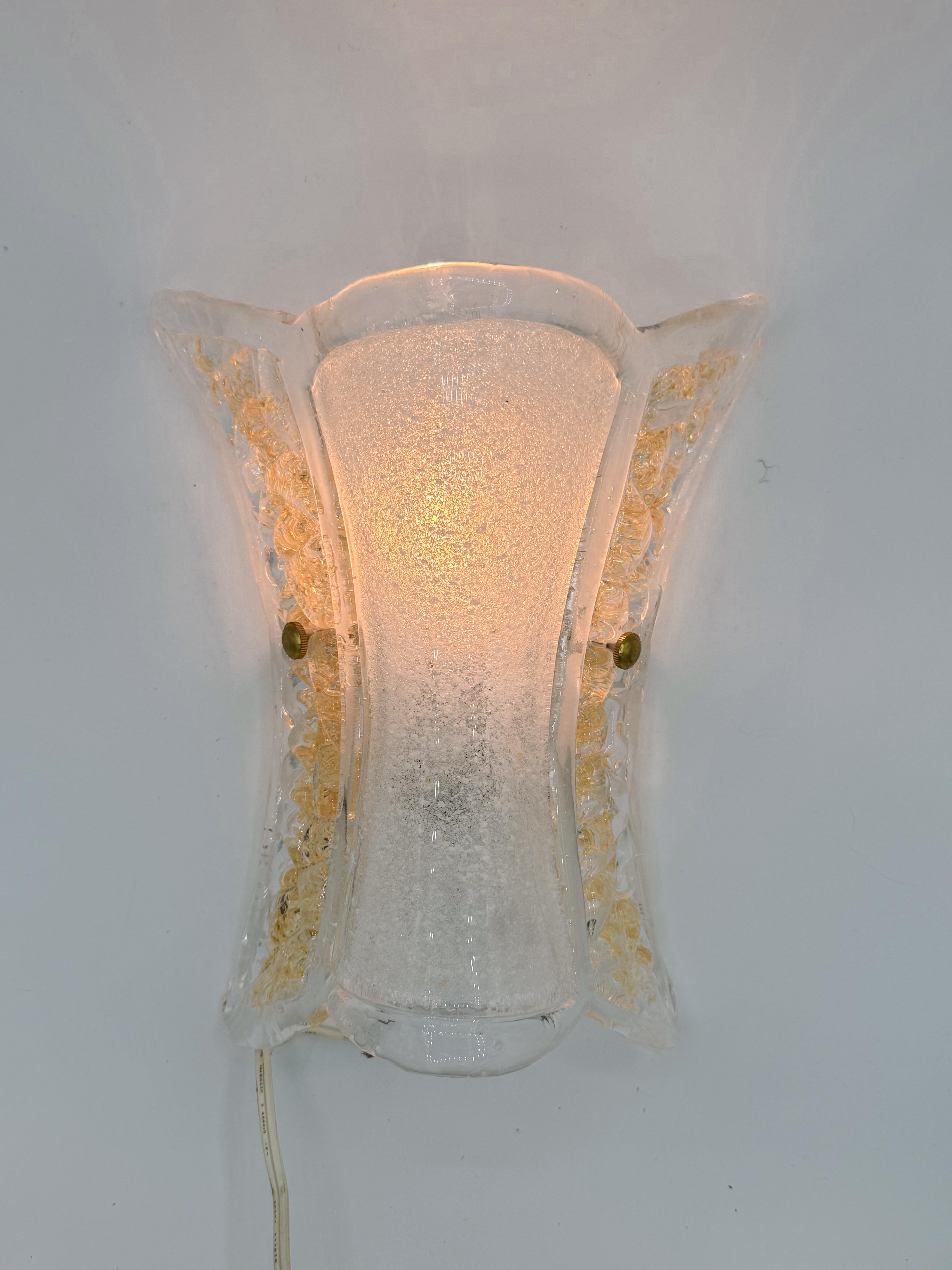 5 Apliques de cristal de Murano de Venini, ámbar y esmerilado, Italia, años 70 Cristal de Murano en venta