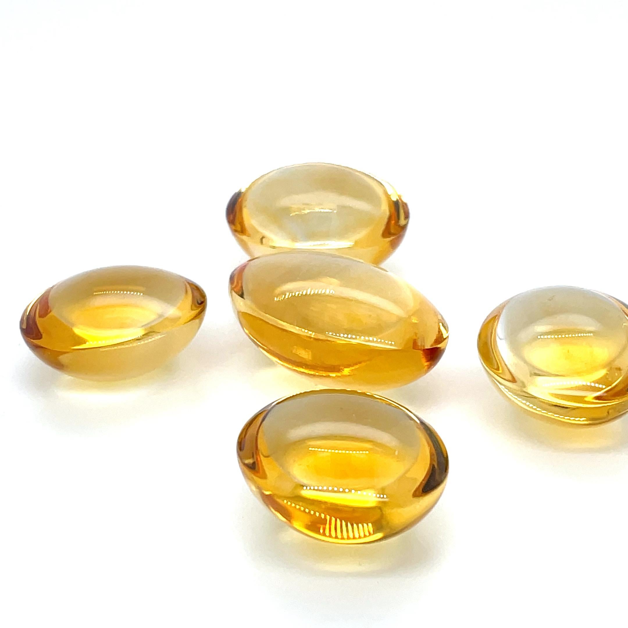 5 Citrin-Cabochons in Ovalform Cts 252.70 (Zeitgenössisch) im Angebot