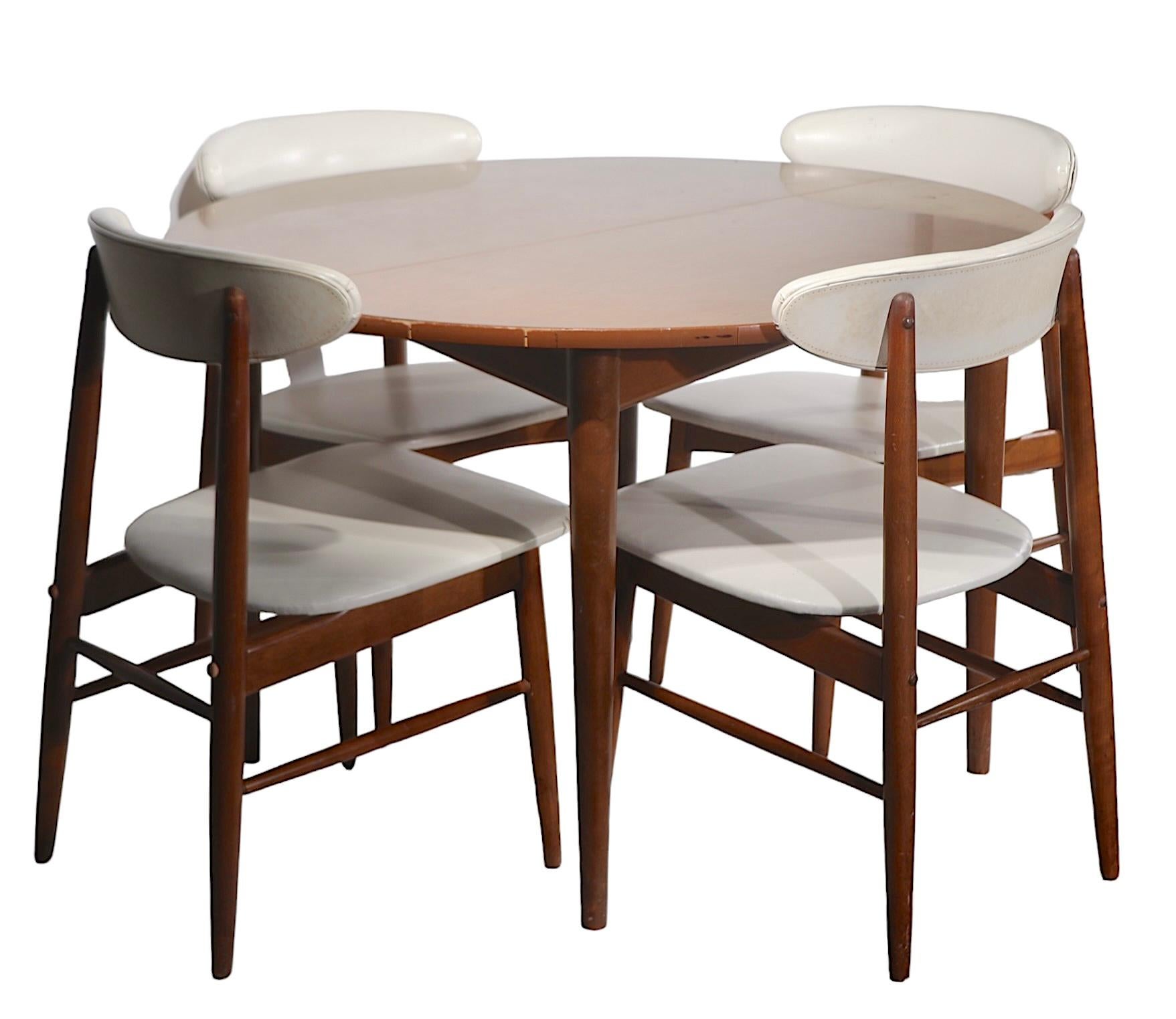 5 pc Mid Century Dinette Set by Viko Baumritter c 1950’s In Good Condition For Sale In New York, NY