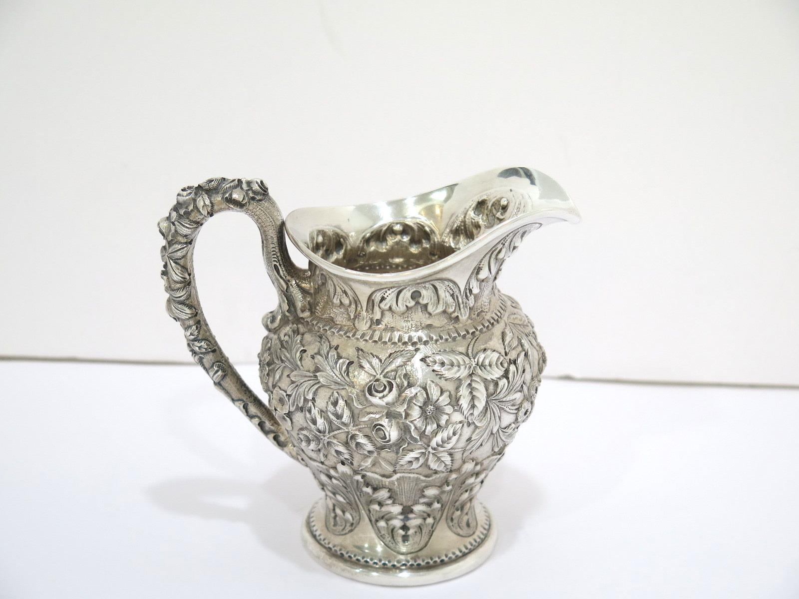 5 Pc Sterling Silver S. Kirk & Son Antique Floral Repousse Tea / Coffee Service For Sale 4