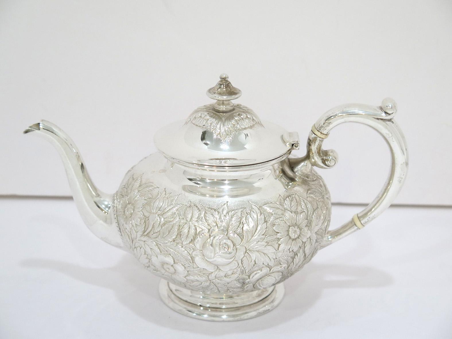 20th Century 5 Pc Sterling Silver S. Kirk & Son Vintage Floral Repousse Tea / Coffee Service
