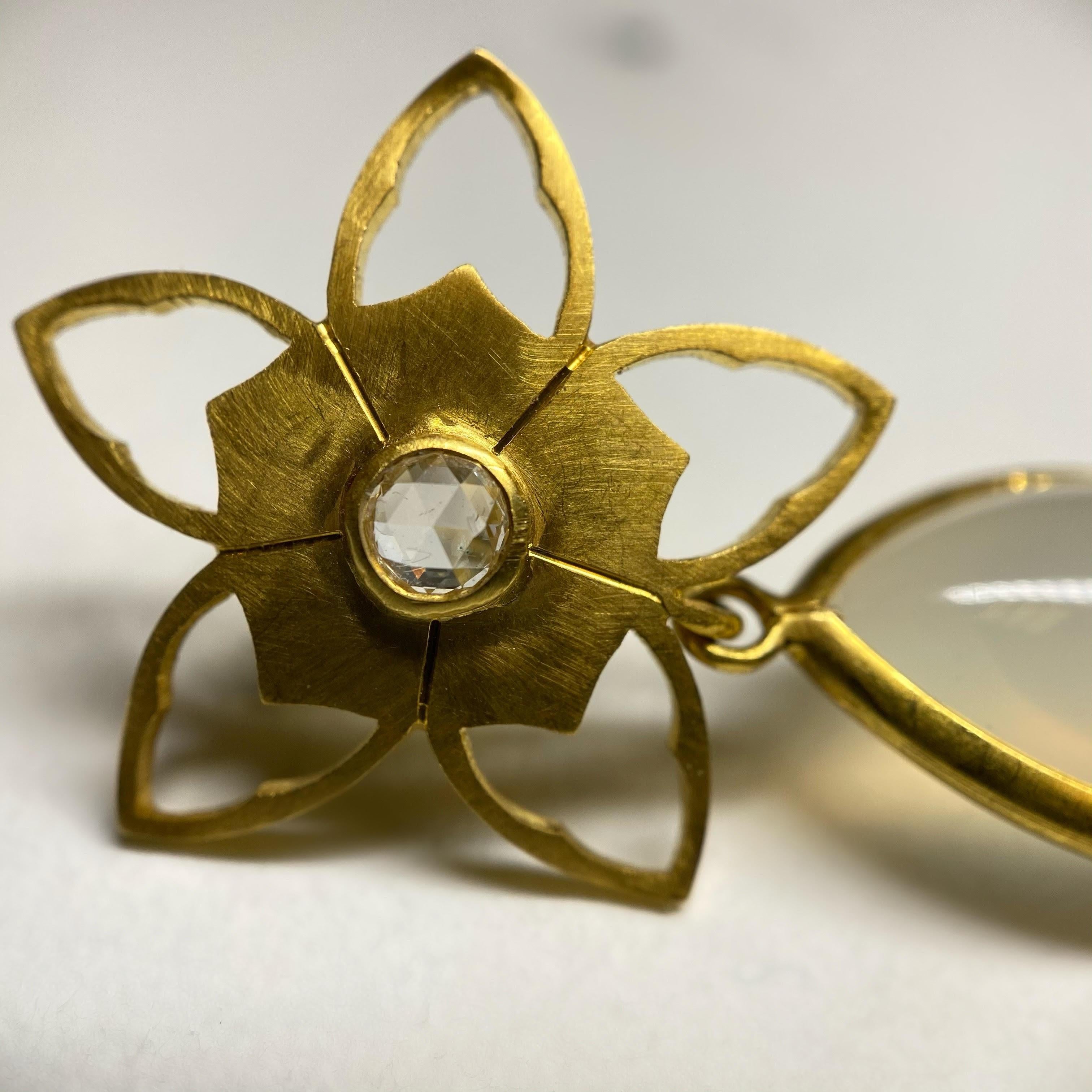 5 Petal Diamond Flower with Detachable Earrings in 18 Karat Gold, A2 by Arunashi For Sale 4