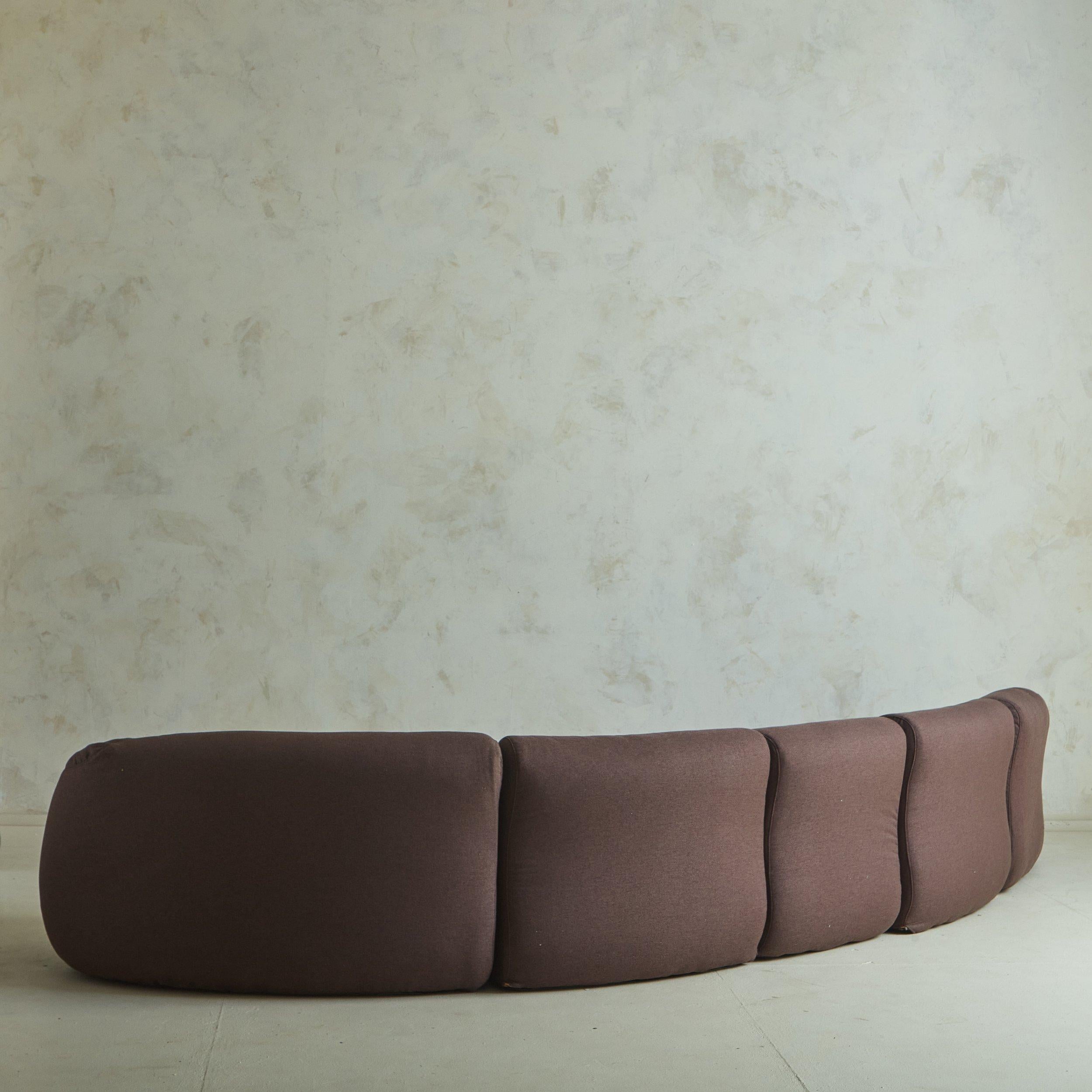 A rare five piece Carrera modular sofa designed by Jonathan De Pas, Donato D’Urbino and Paolo Lomazzi for BBB Italia in 1969. This stunning sofa has two curved corner sections and three center sections with ribbed seat detailing. It was restored by
