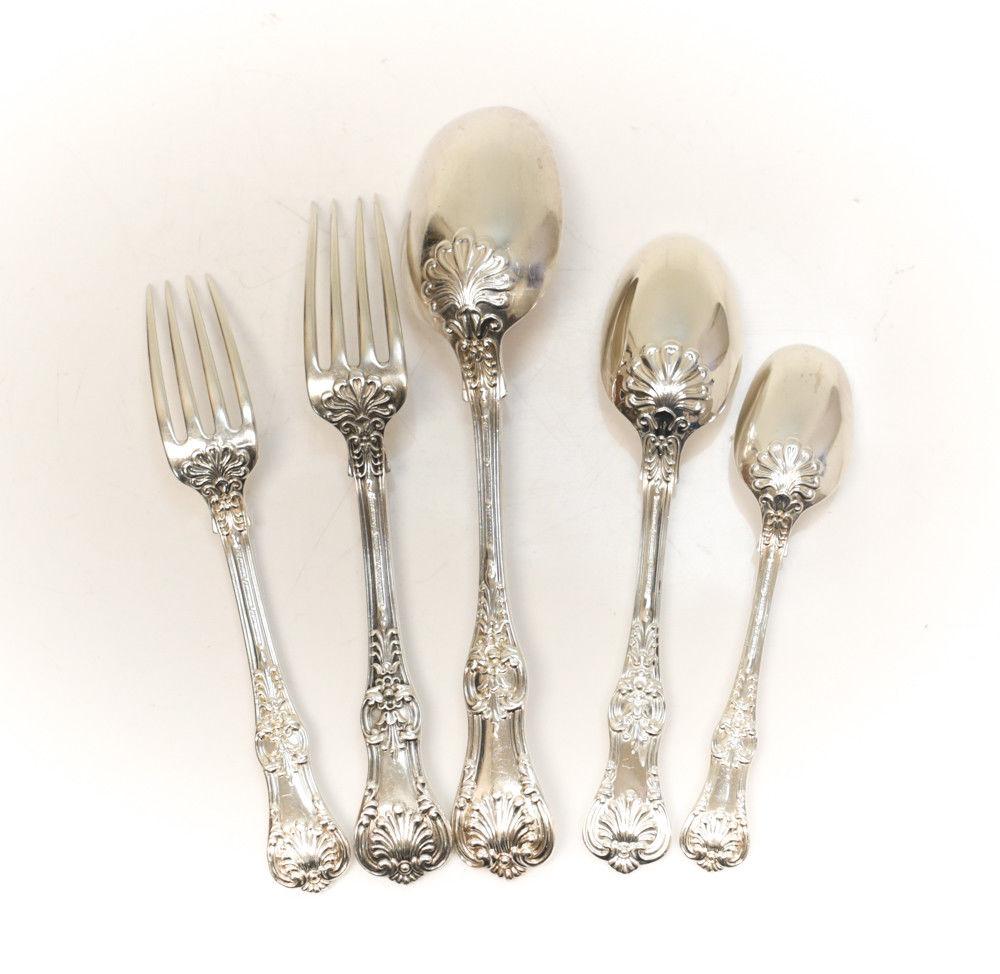 European 5-Piece Service for 12 Tiffany & Co. Sterling Silver Flatware in English King For Sale