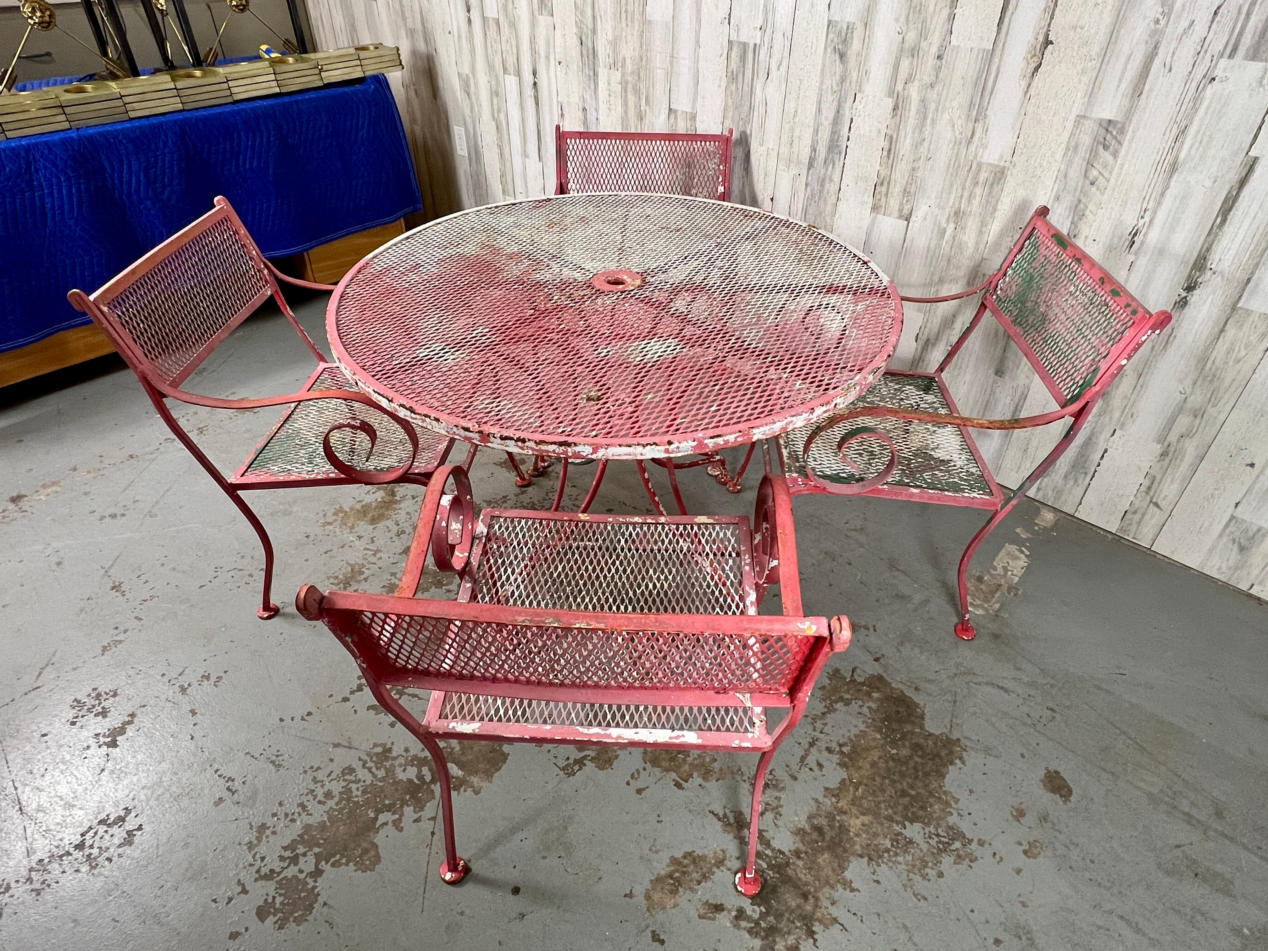 5 Piece Woodard Patio Table and Four Chairs For Sale 6