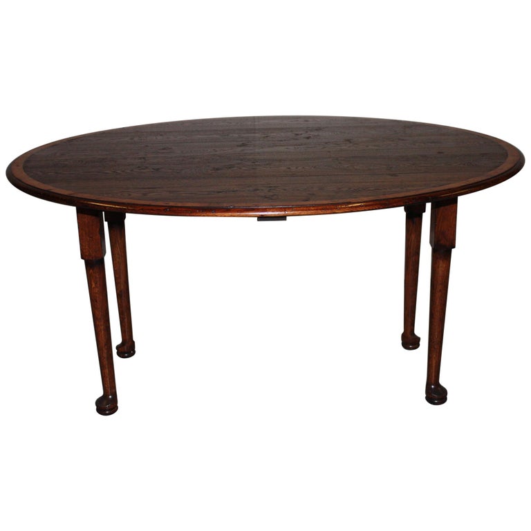 Round English Oak Banded Dining Room Table For Sale at 1stdibs