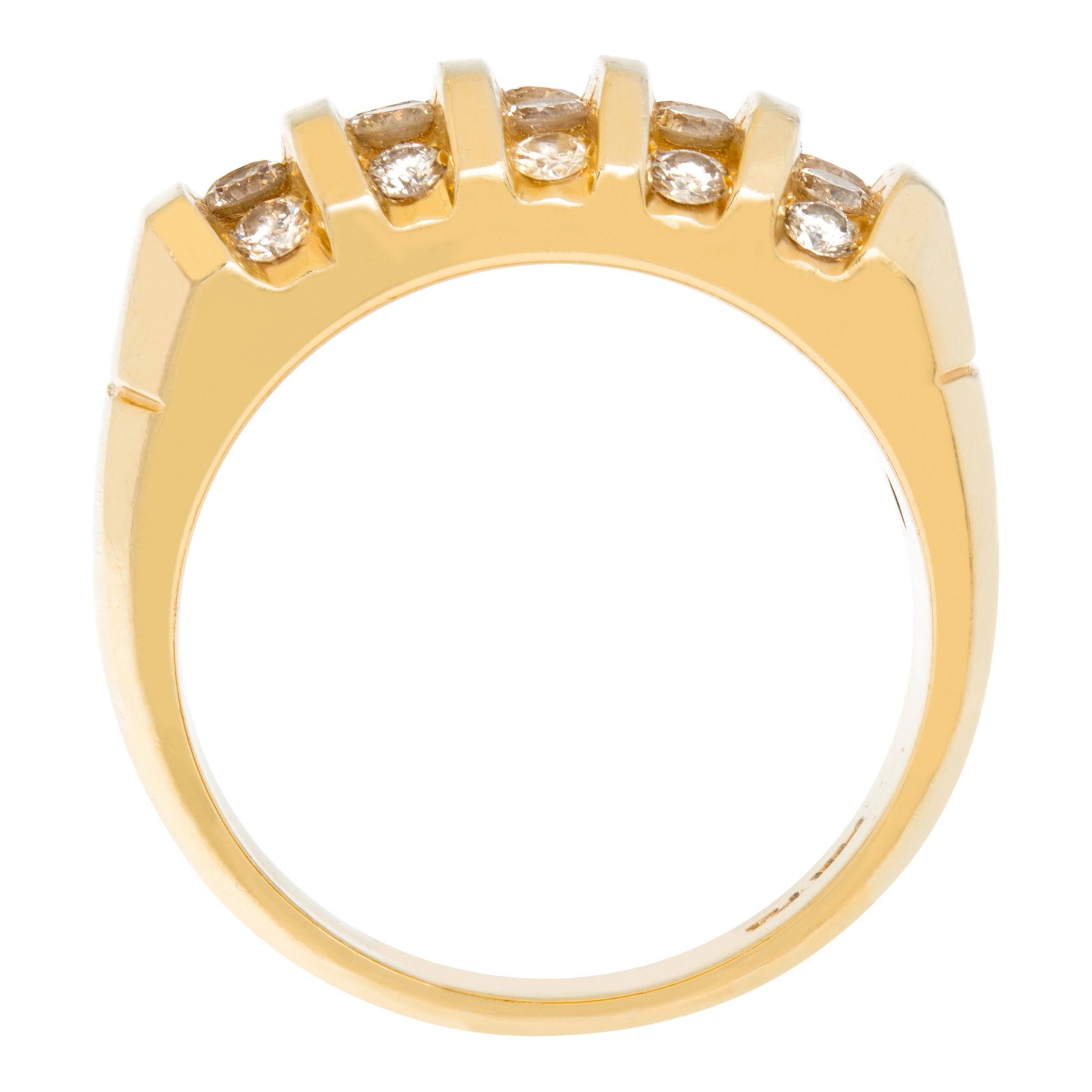5-reihiger Diamantring aus Gelbgold mit Kanalfassung für Damen oder Herren im Angebot