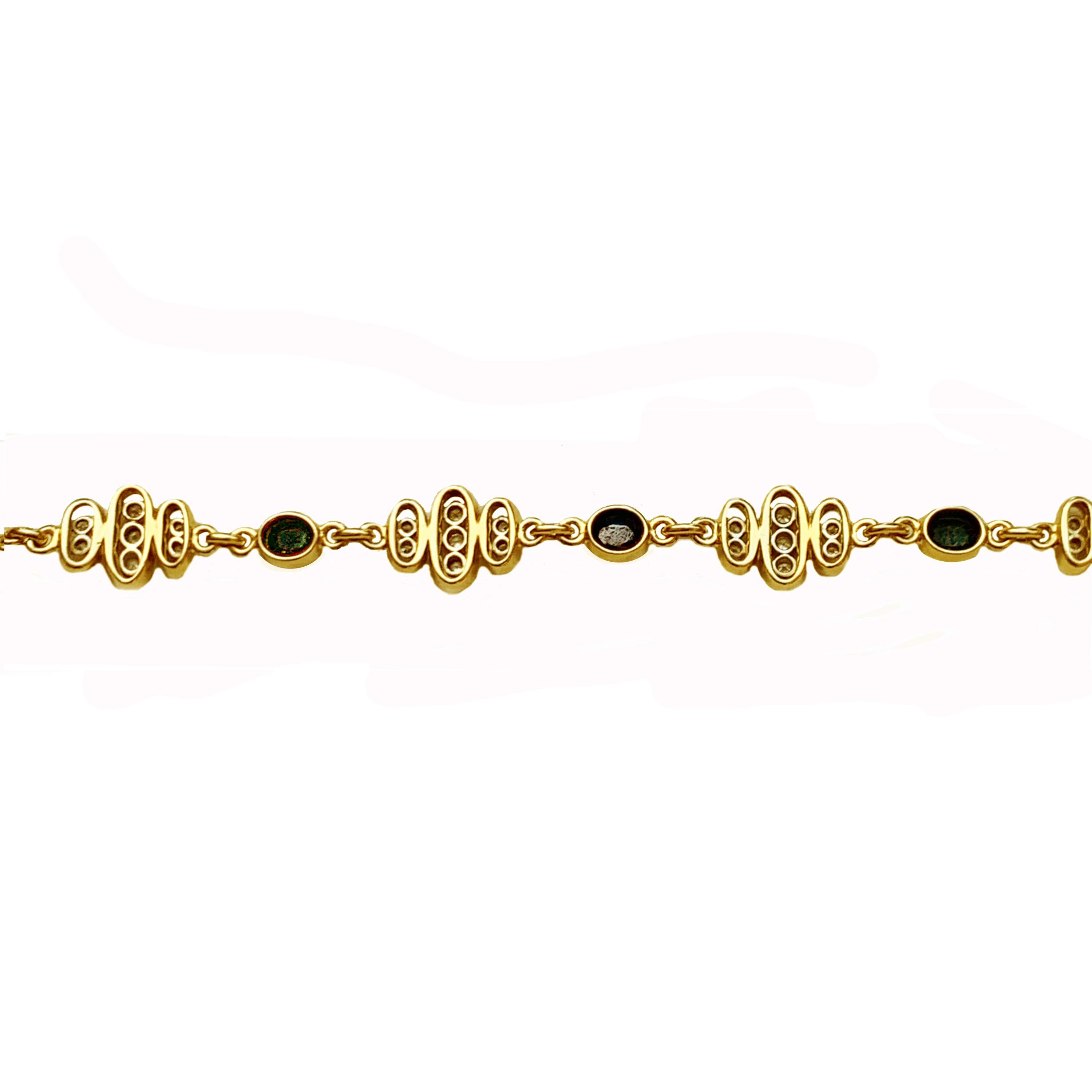 Modern Vintage Cabochon Sapphire and Diamond Bracelet in Yellow and White 18 Kt Gold For Sale