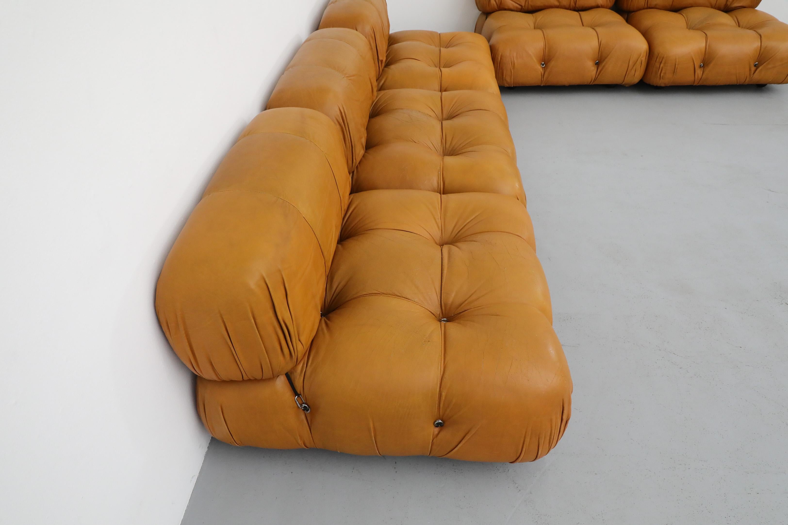 20ième siècle Canapé 5 sections 'Camaleonda' par Mario Bellini pour B&B Italia en cuir caramel en vente