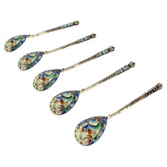 5er-Set russischer Silber- und geformter Cloisonné-Emaille-Teelöffel von Vasily Andreyev aus Silber